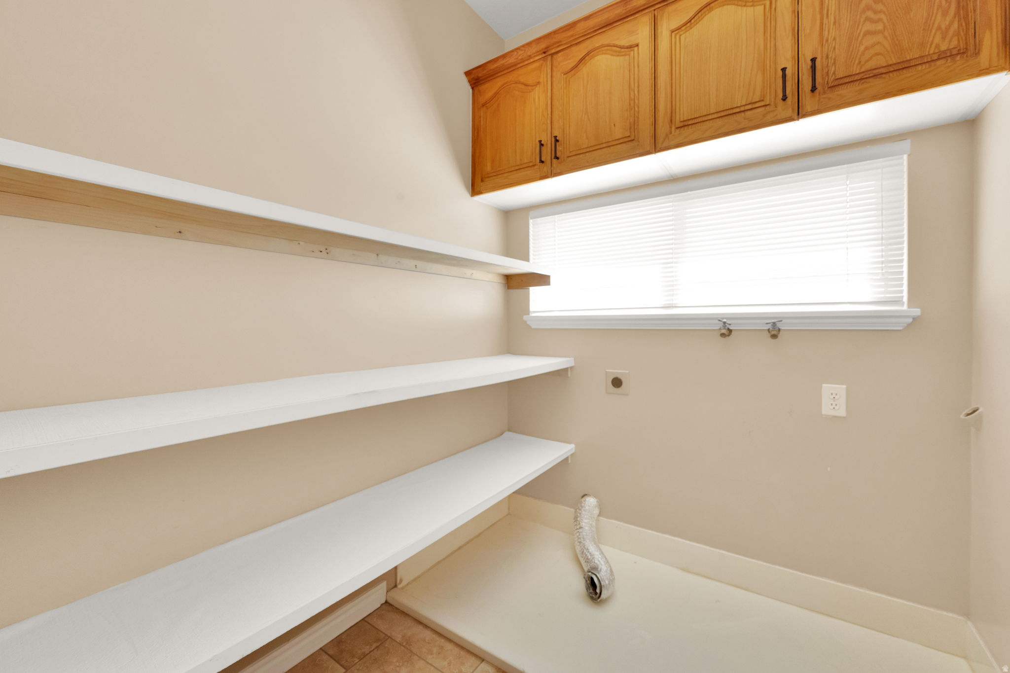 OAKRIDGE COUNTRY CLUB ESTATES - Residential