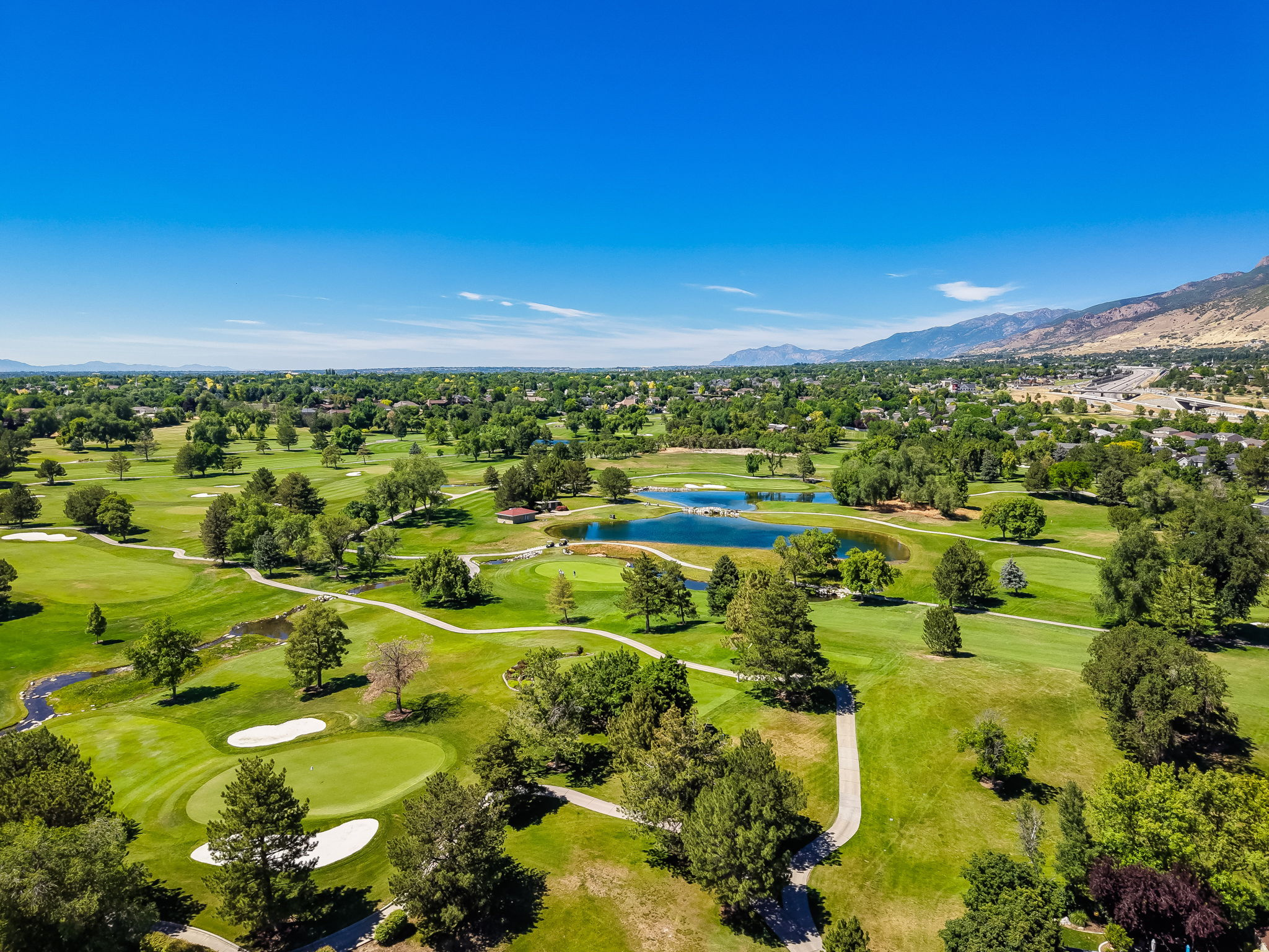 OAKRIDGE COUNTRY CLUB ESTATES - Residential