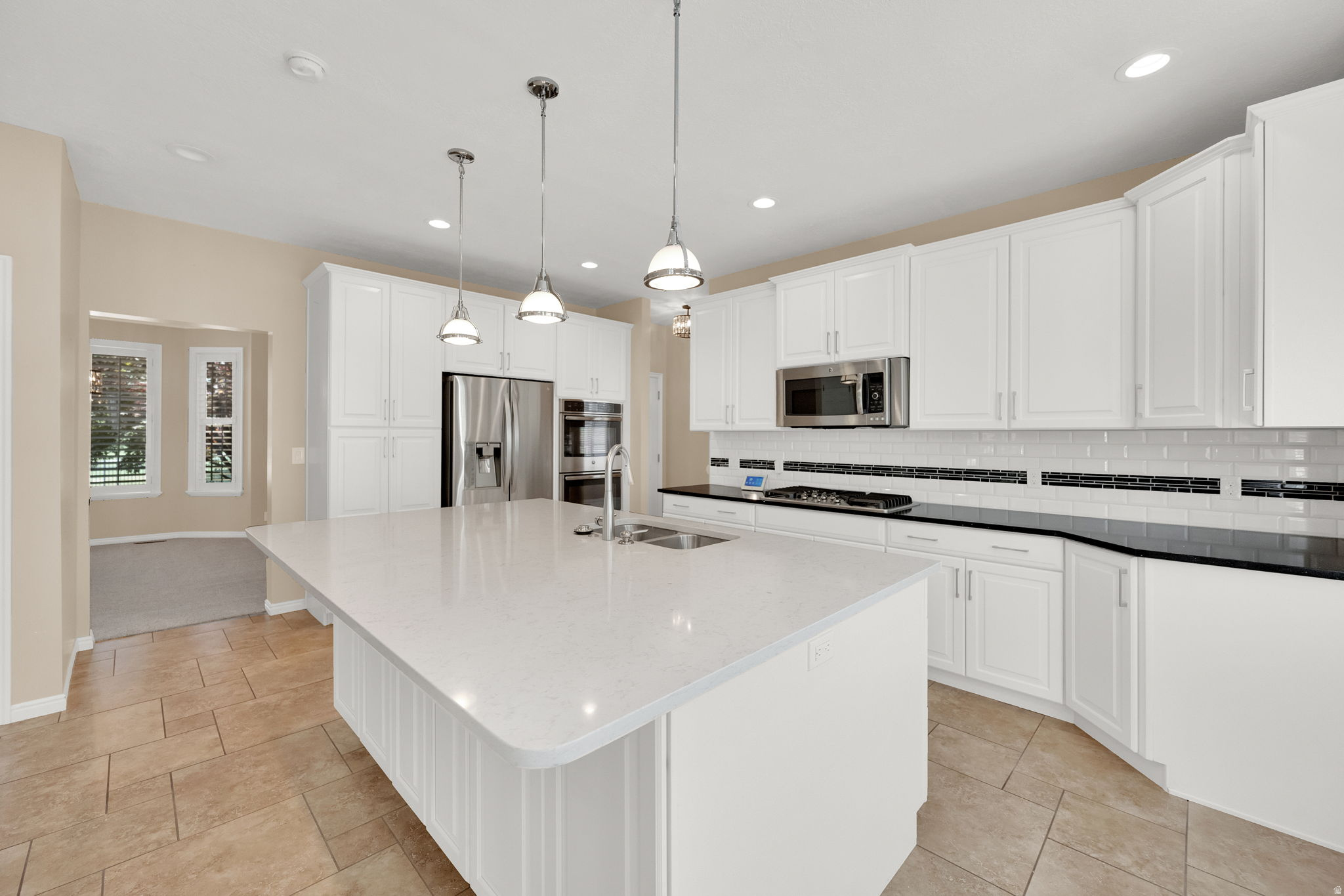 OAKRIDGE COUNTRY CLUB ESTATES - Residential