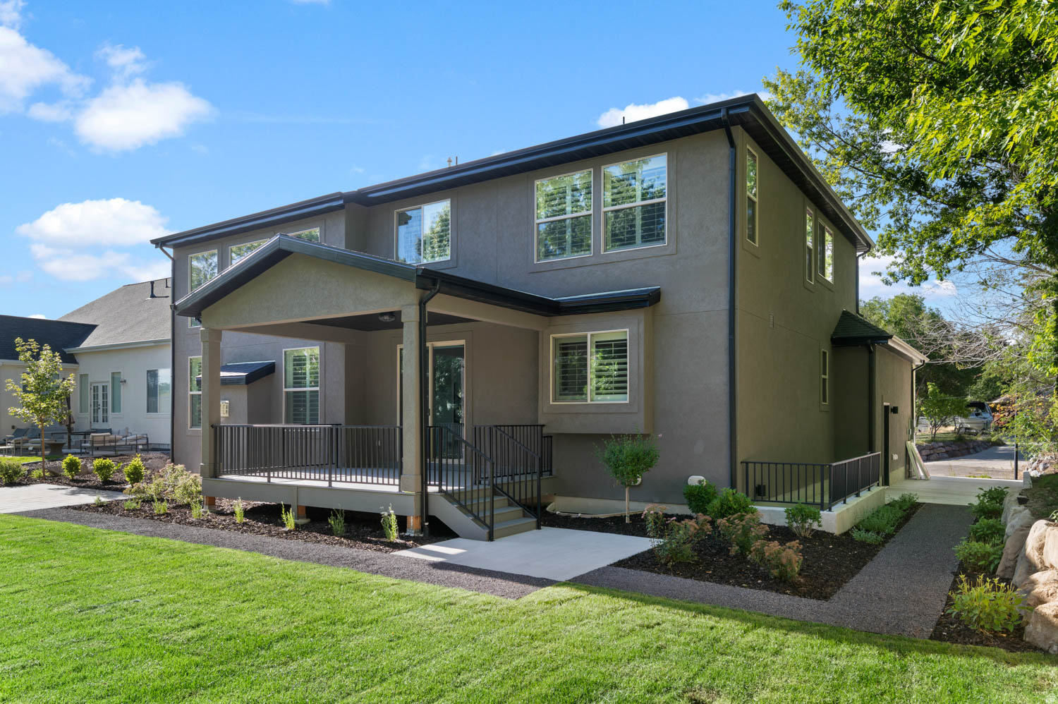 EAST SIDE 2 MOUNT JORDAN - Residential