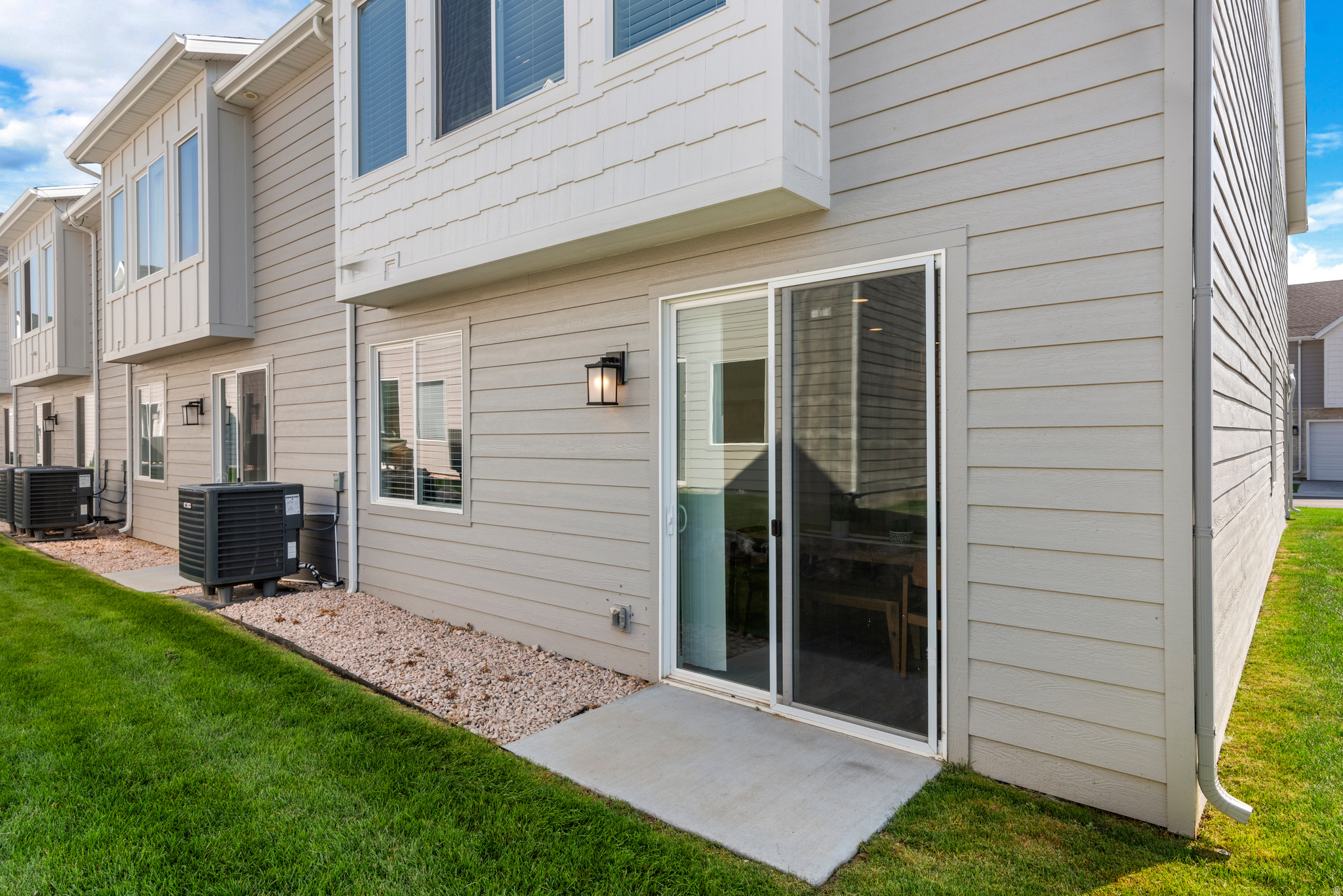 PARADISE PARKWAY - Residential