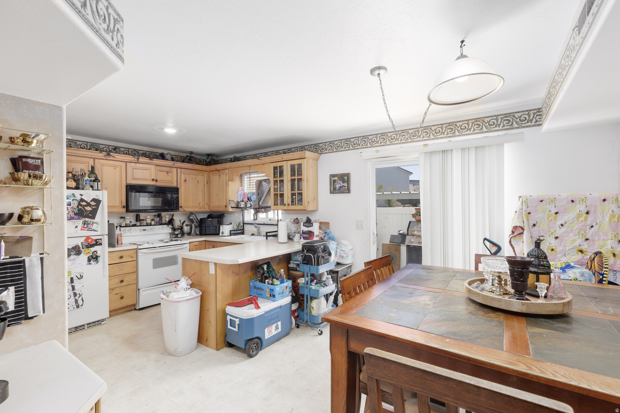 LEXINGTON HILLS TOWNHOMES - Residential