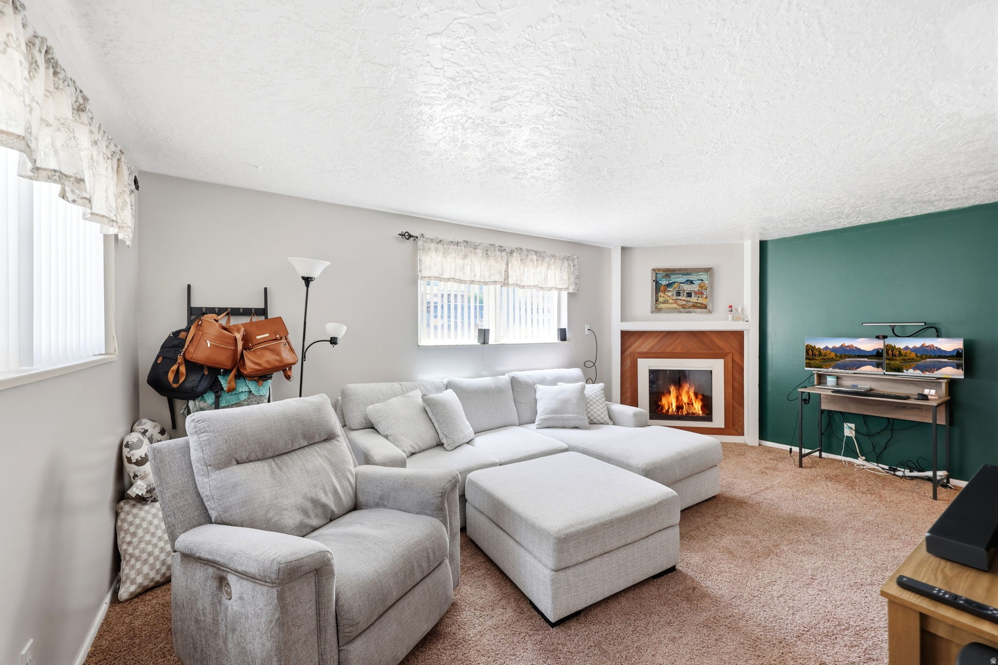 LAKEVIEW - Residential