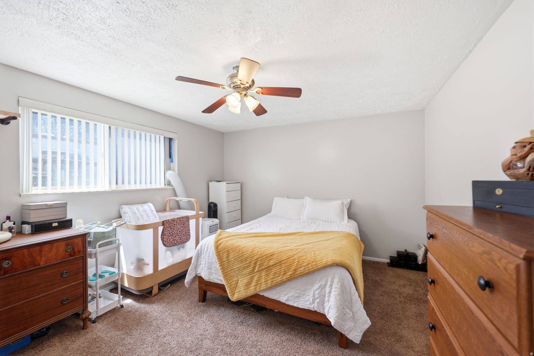 LAKEVIEW - Residential