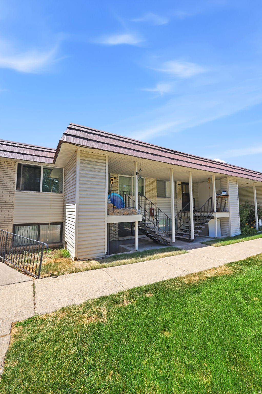 LAKEVIEW - Residential