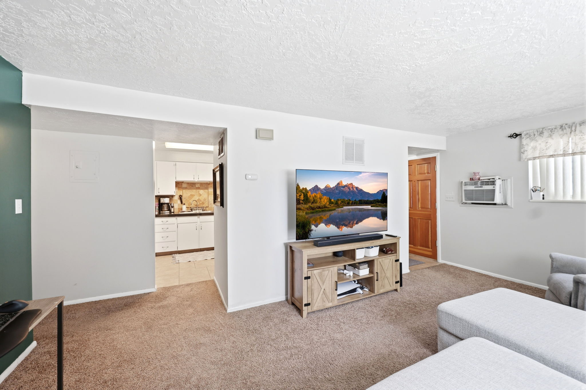LAKEVIEW - Residential