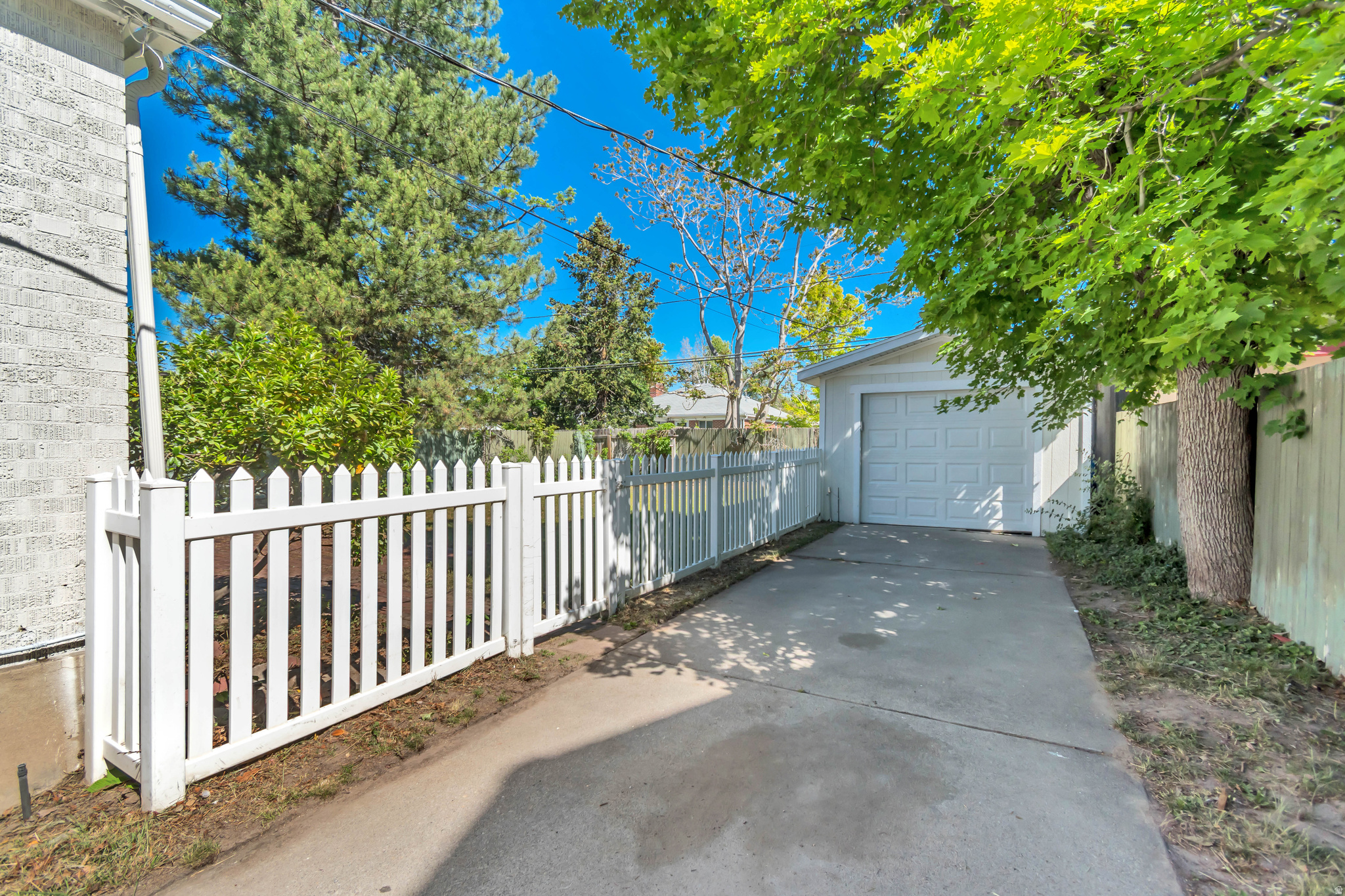 UNIVERSITY HEIGHTS - Residential