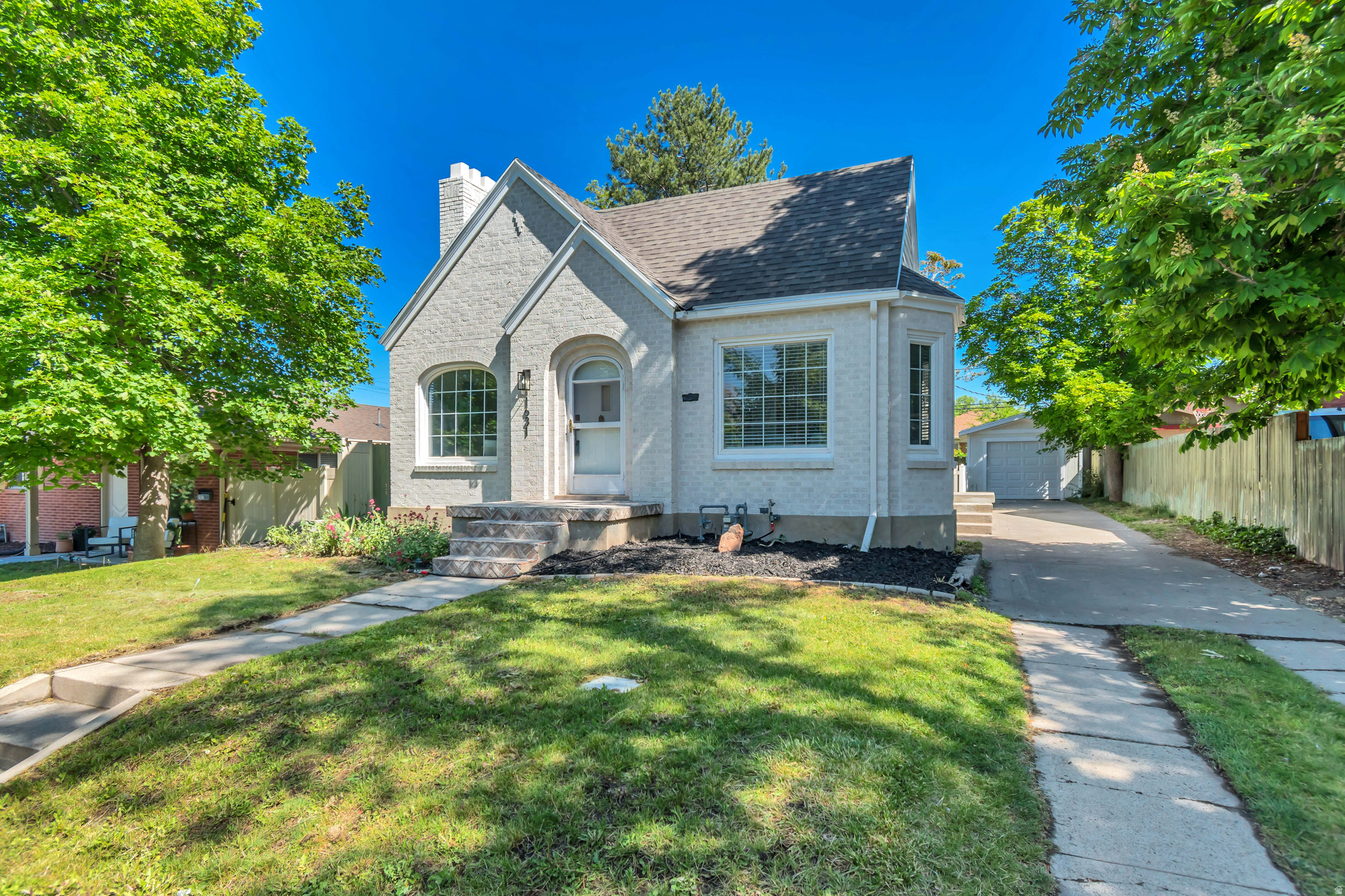 UNIVERSITY HEIGHTS - Residential