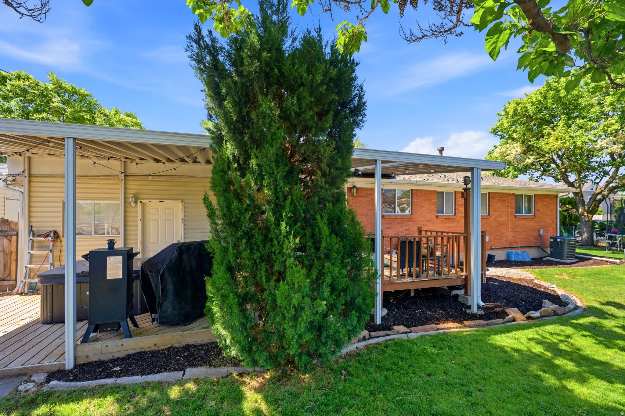 SOUTHLAND ACRES - Residential