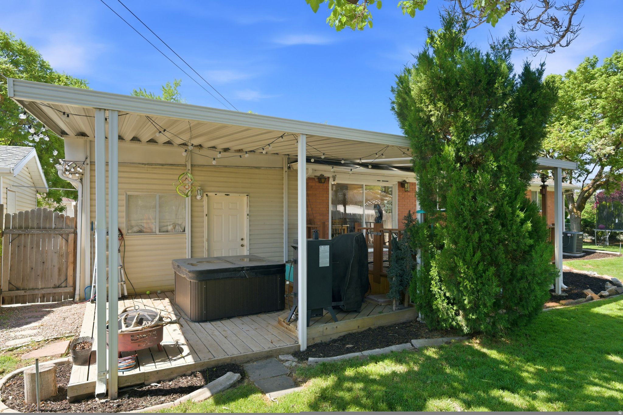 SOUTHLAND ACRES - Residential
