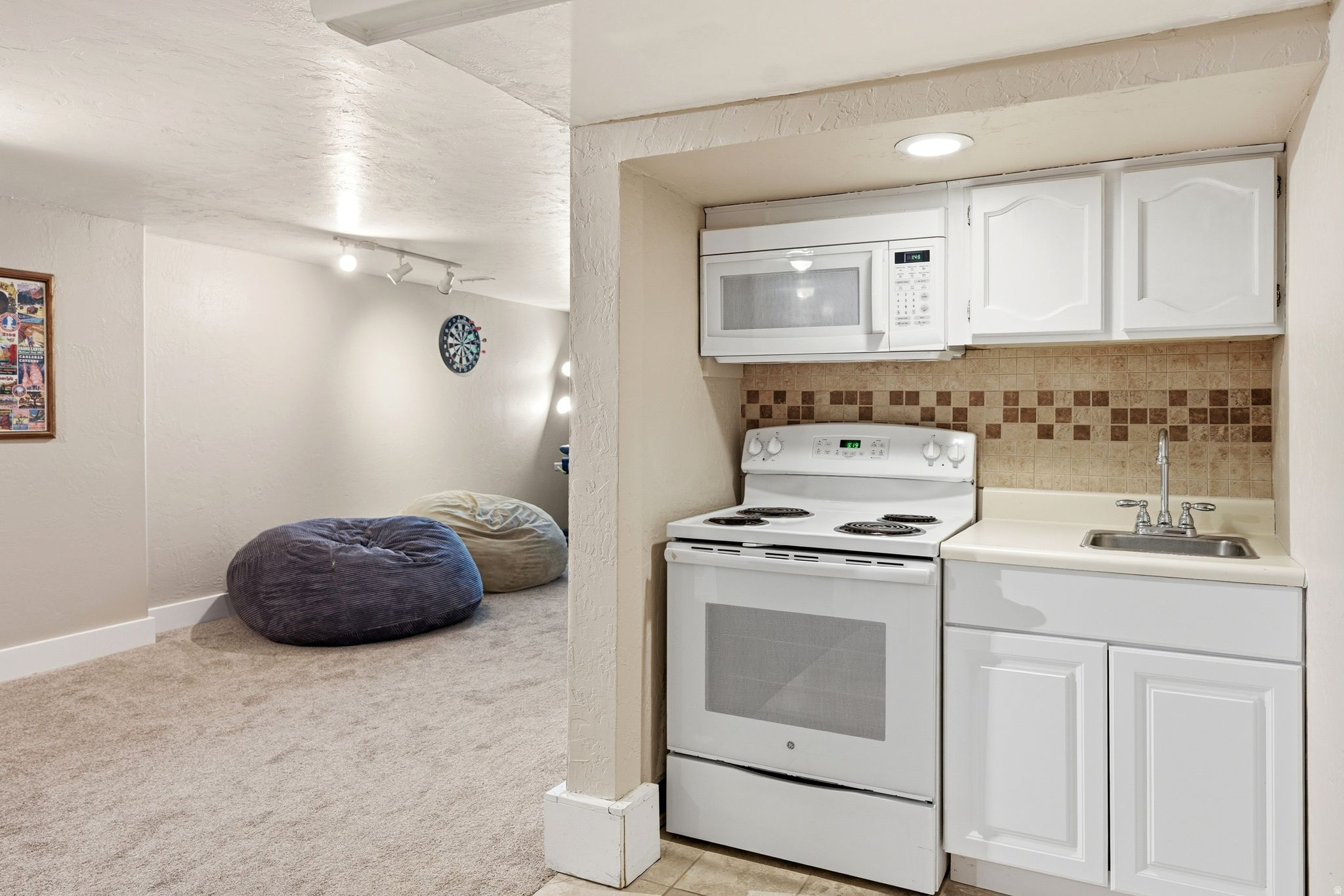 SOUTHLAND ACRES - Residential