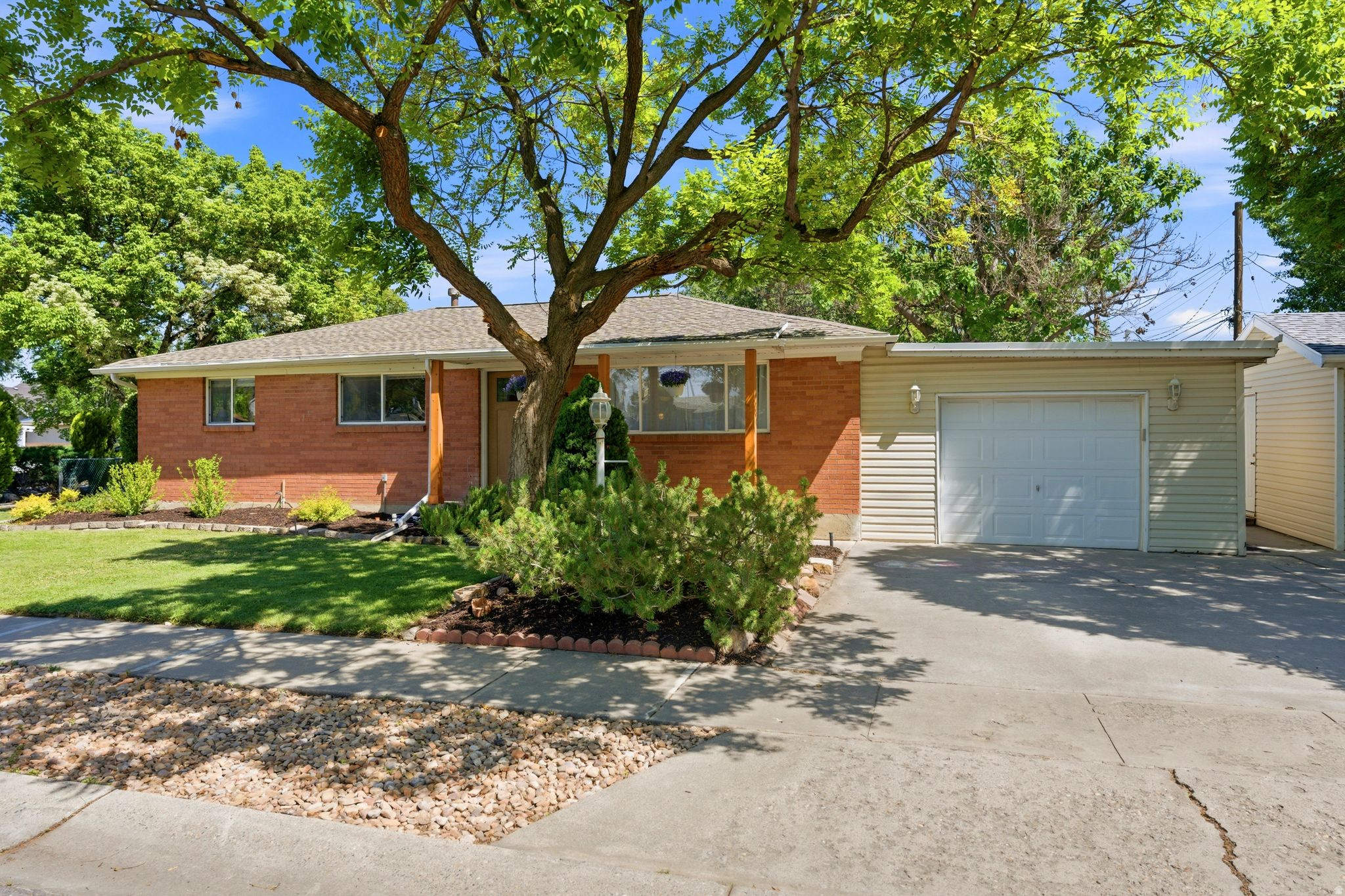 SOUTHLAND ACRES - Residential