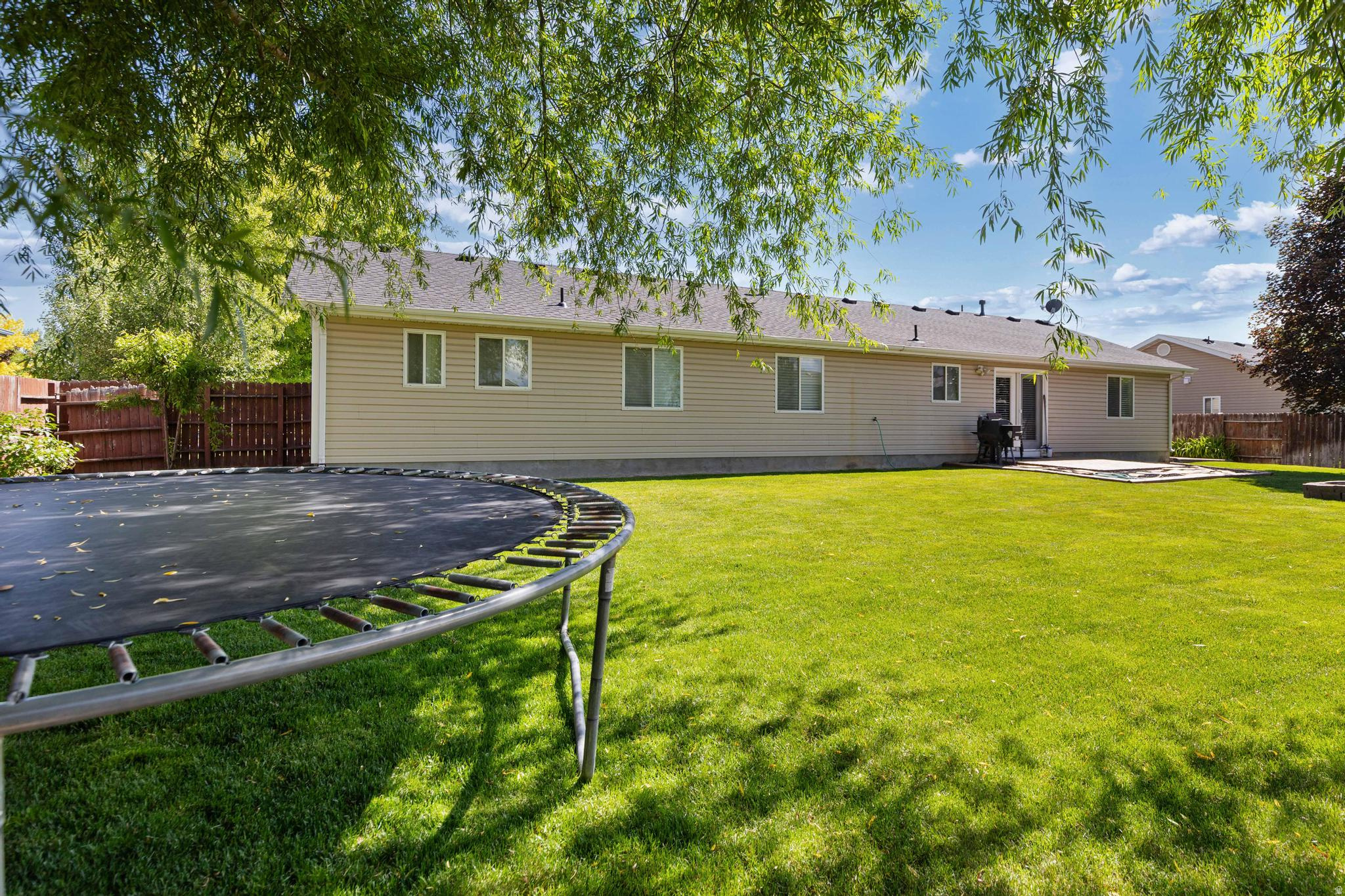SHADOW BROOK ESTATES PH 1 - Residential