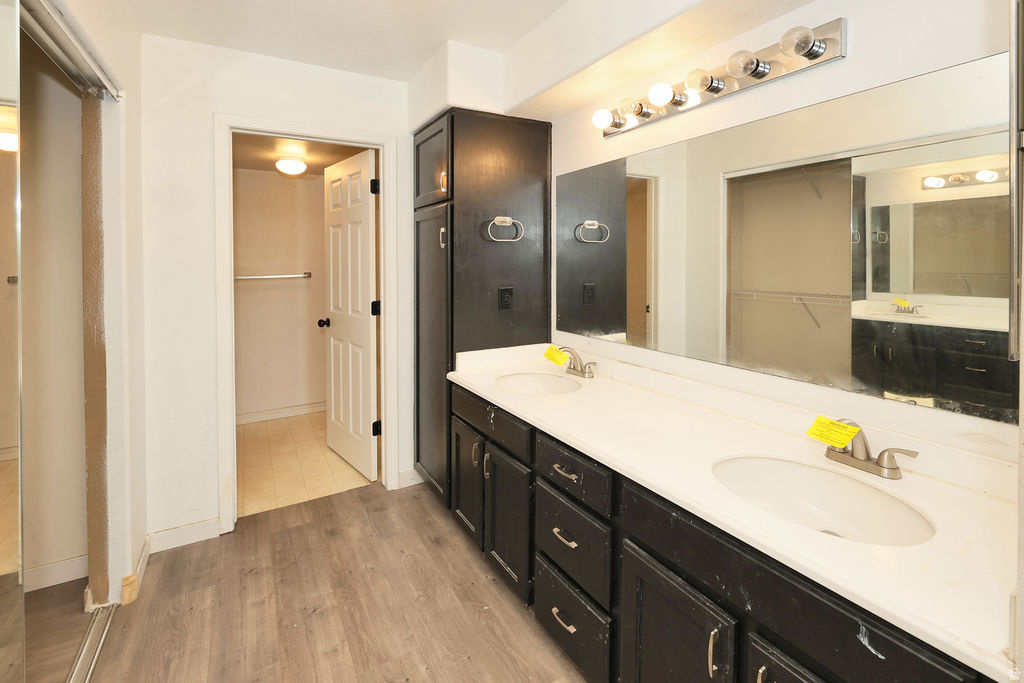 RIVER RUN CONDO PH 6 - Residential