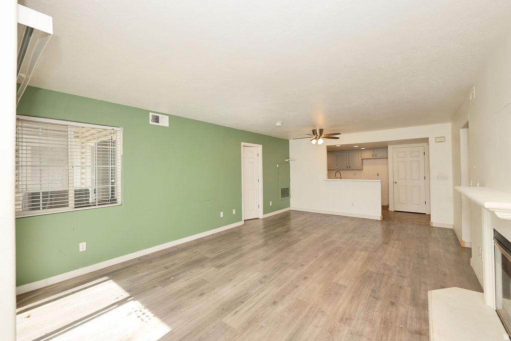 RIVER RUN CONDO PH 6 - Residential