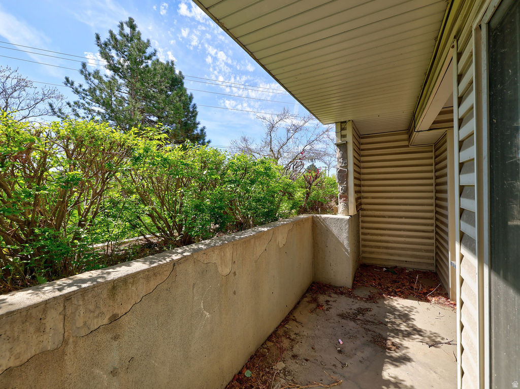 RIVER RUN CONDO PH 6 - Residential