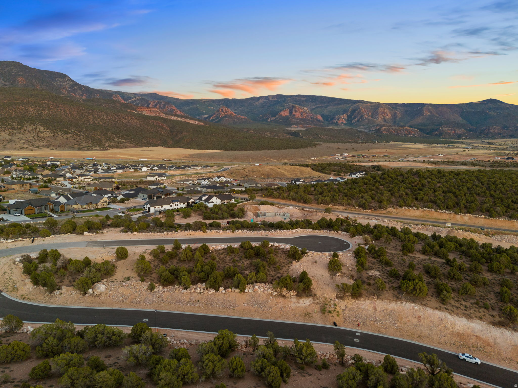 ESTATES AT SOUTH MOUNTAIN - Land