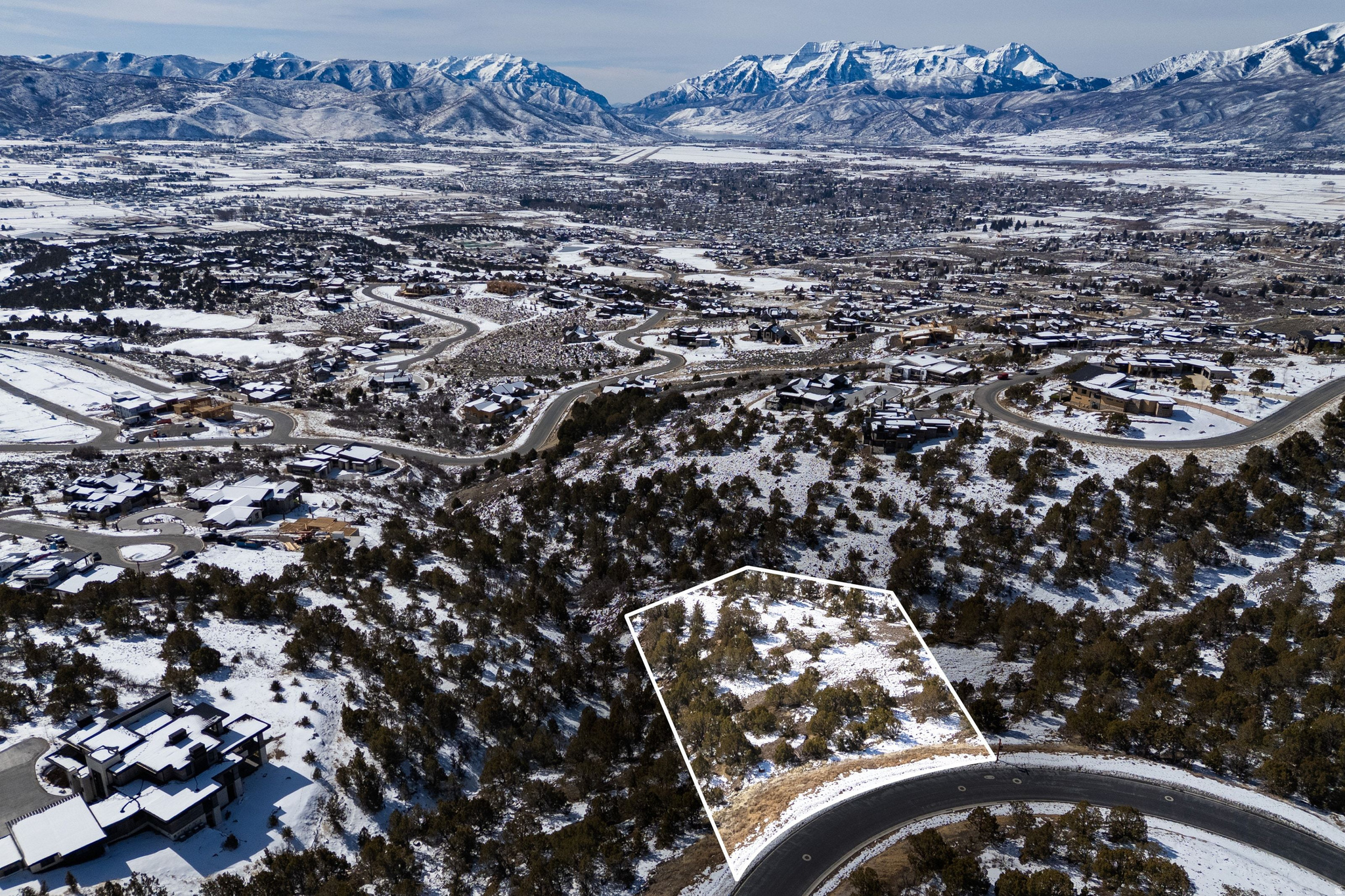 RED LEDGES - Land