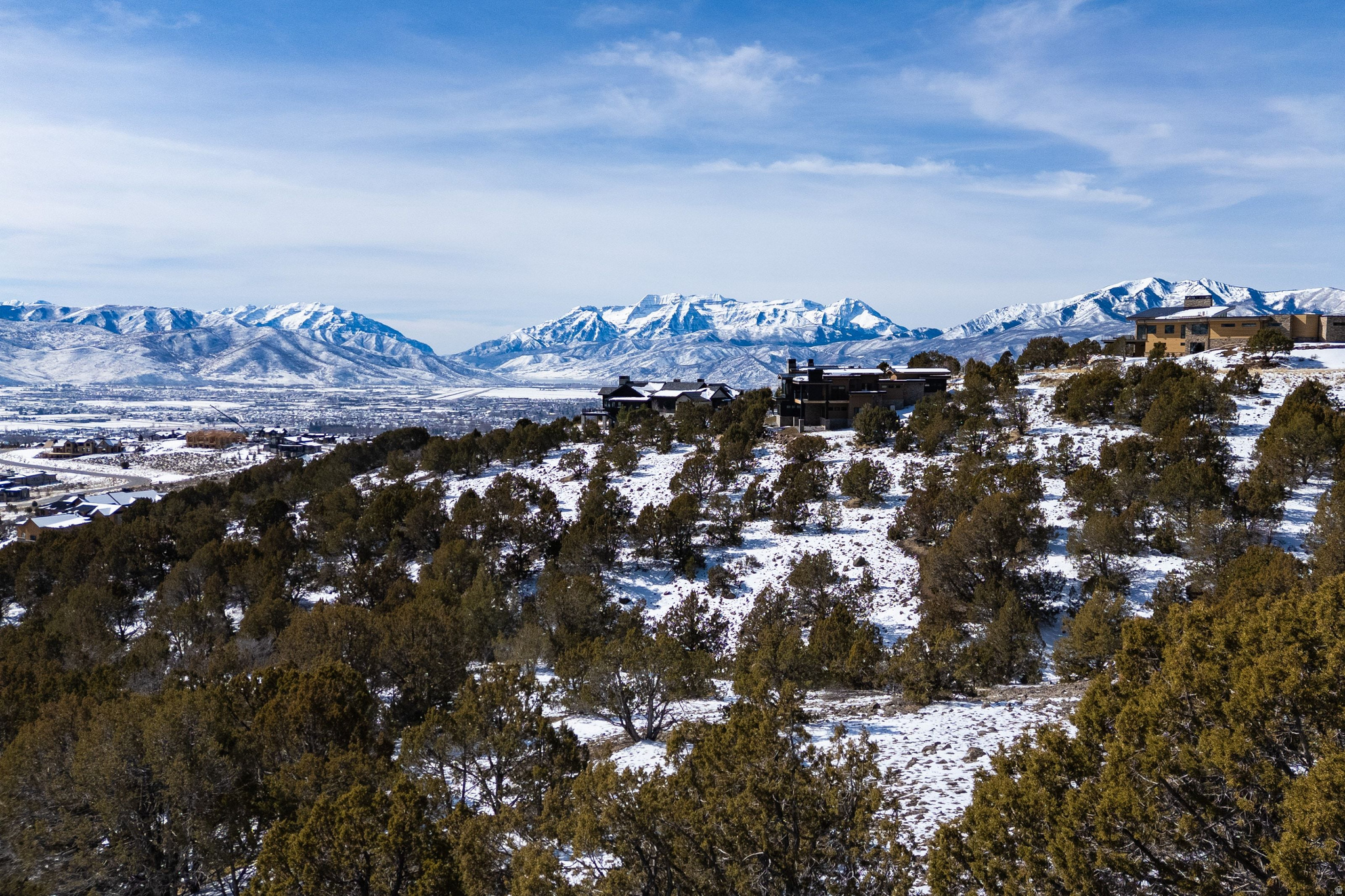 RED LEDGES - Land