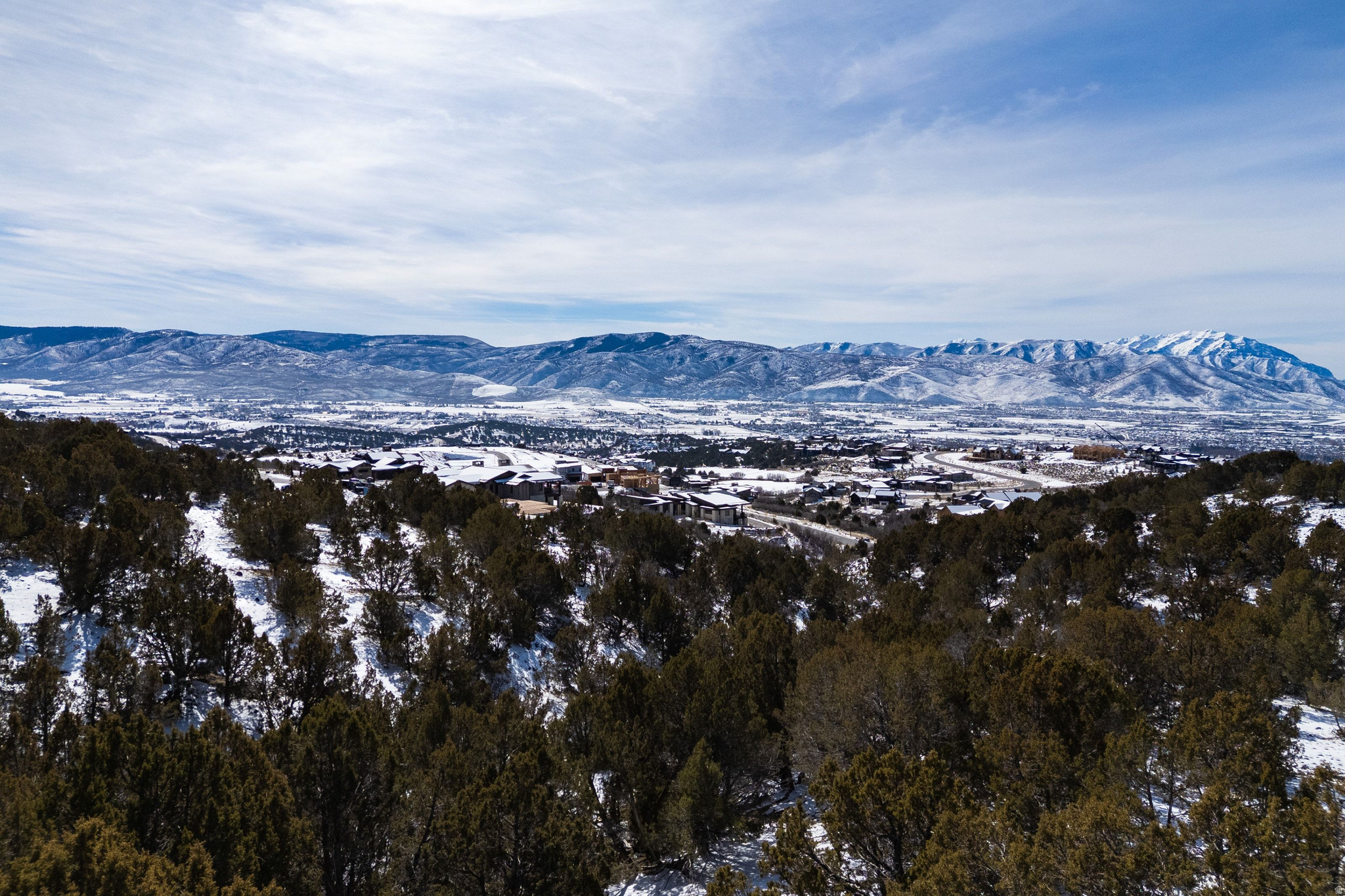 RED LEDGES - Land