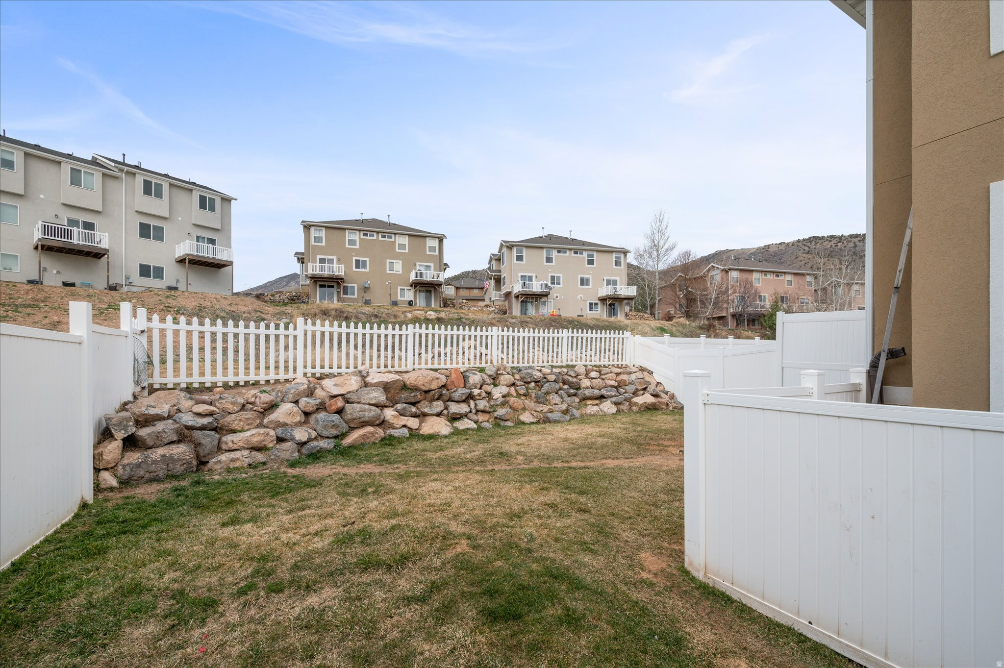 QUAIL HOLLOW - Residential