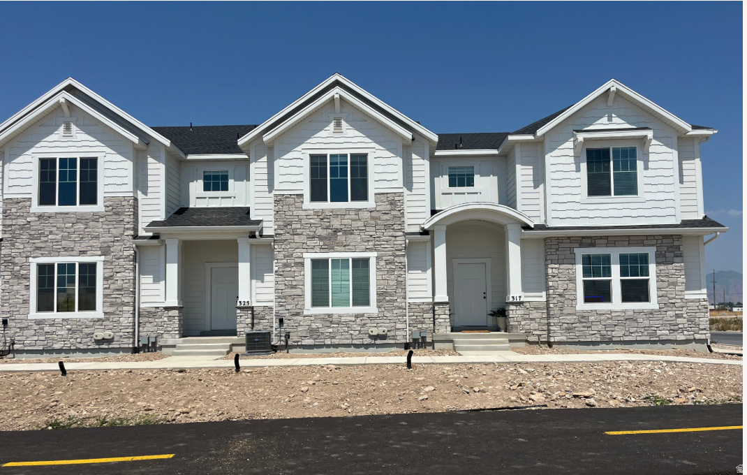 MOONLIGHT VILLAGE - Residential