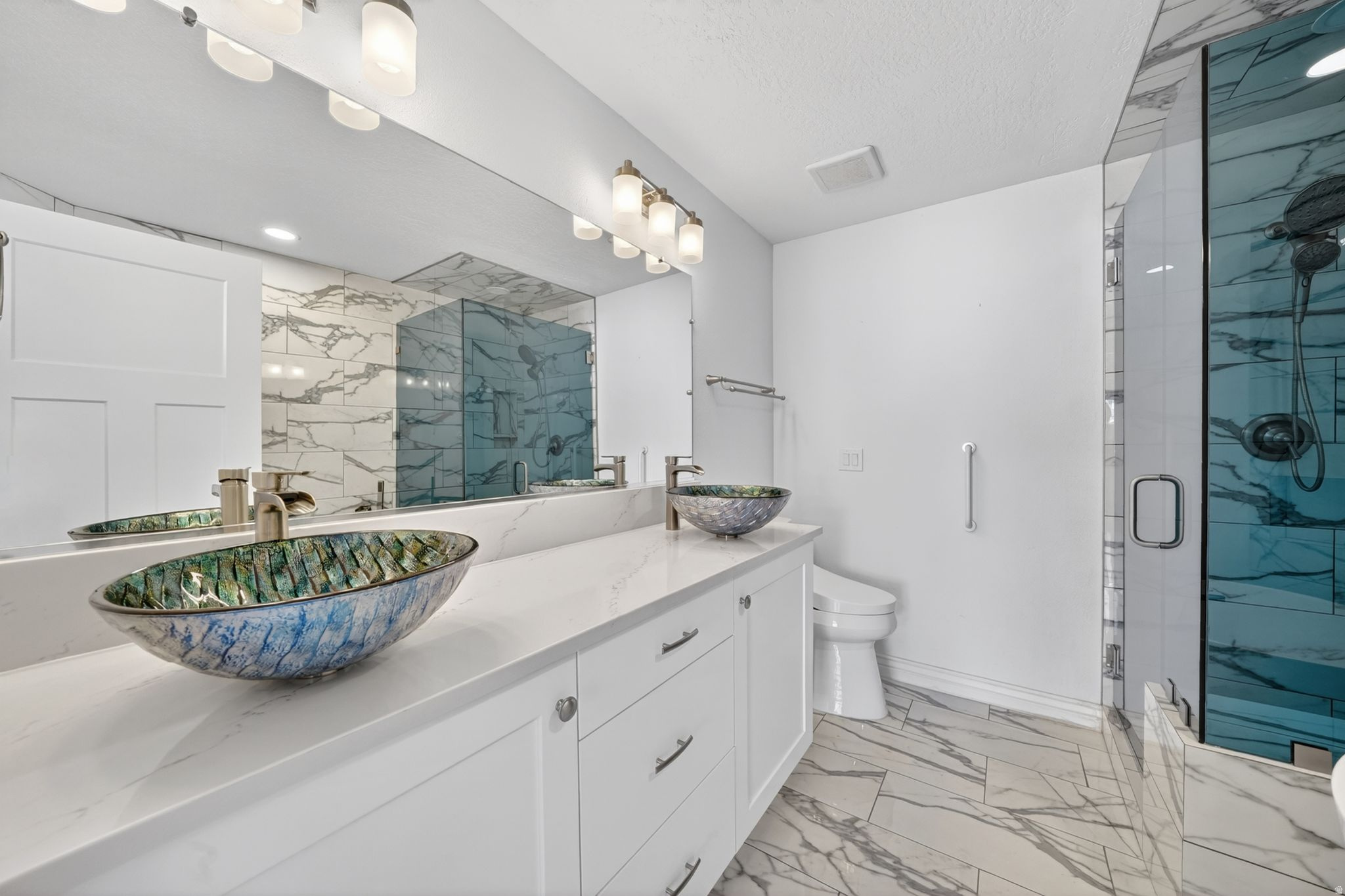 FAIRMEADOWS - Residential