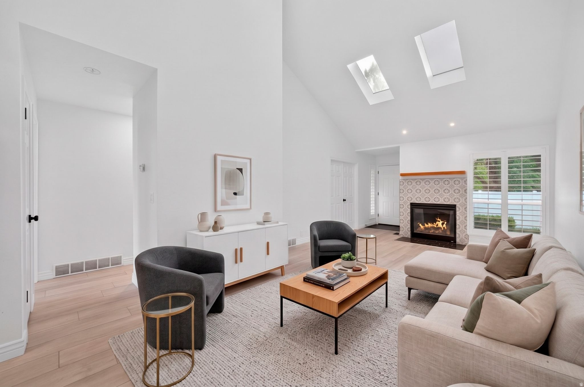 FAIRMEADOWS - Residential