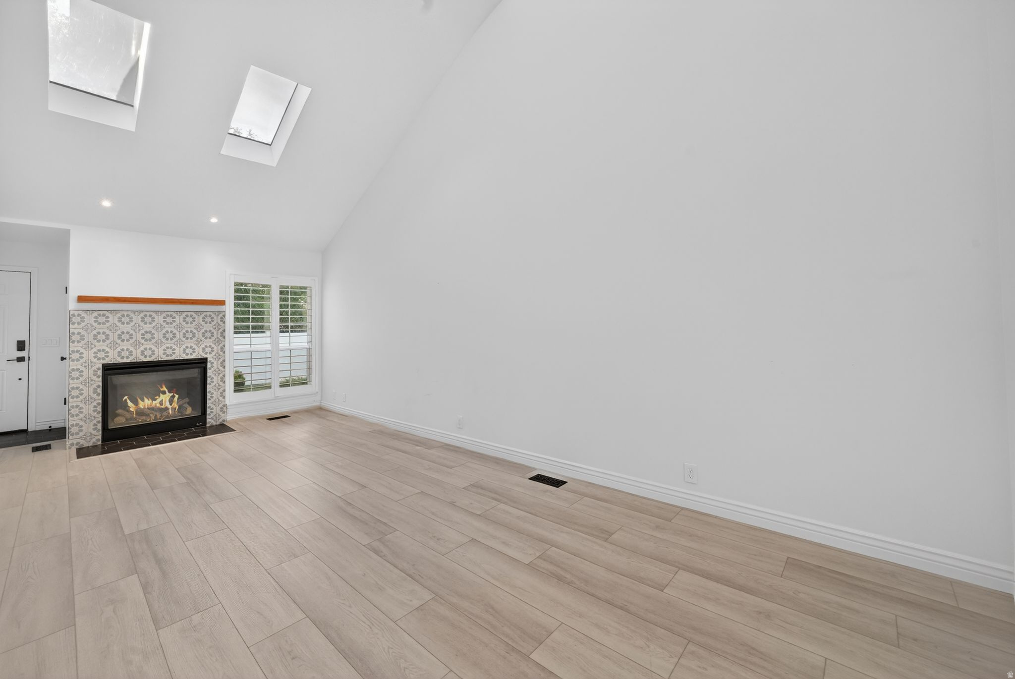 FAIRMEADOWS - Residential