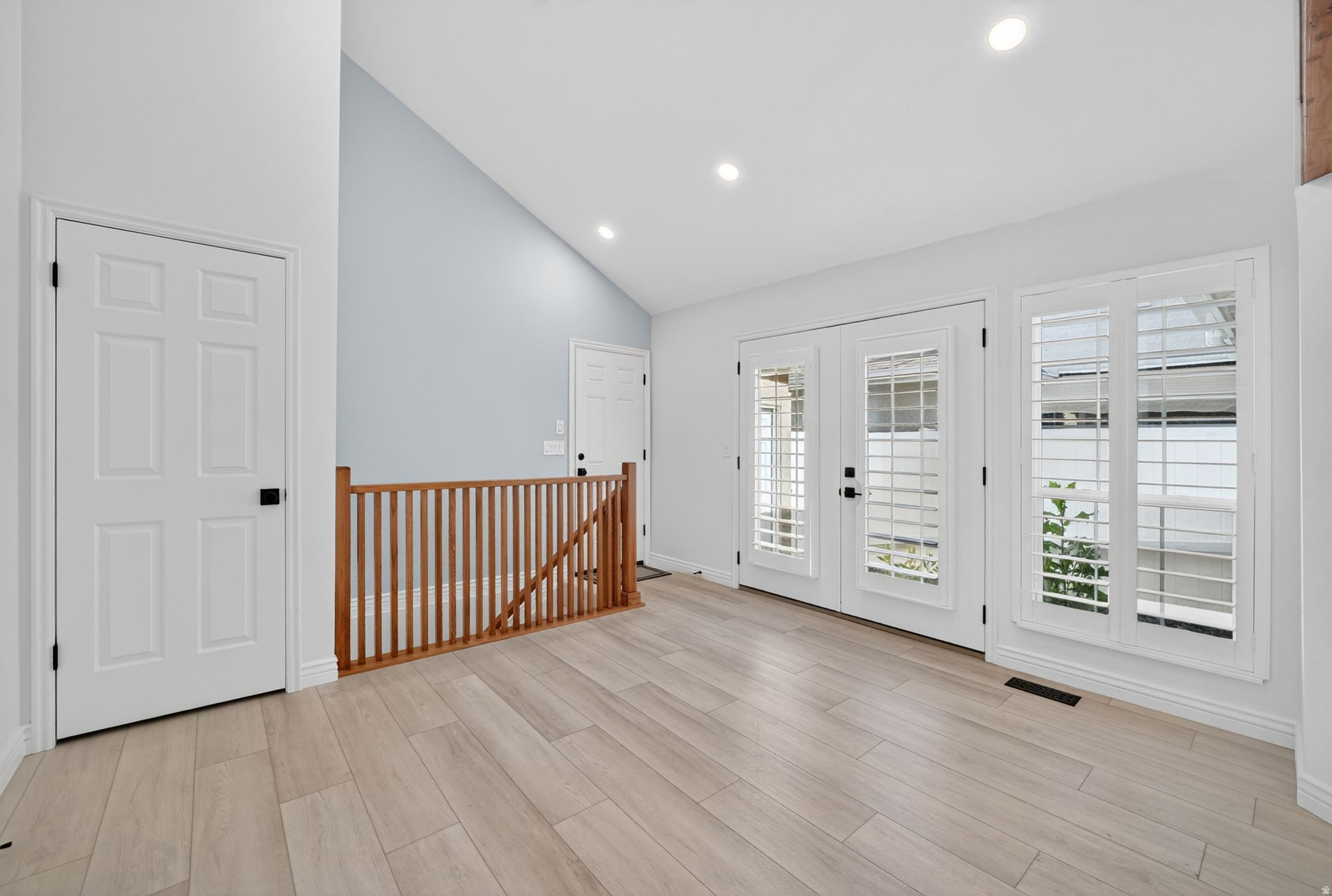 FAIRMEADOWS - Residential