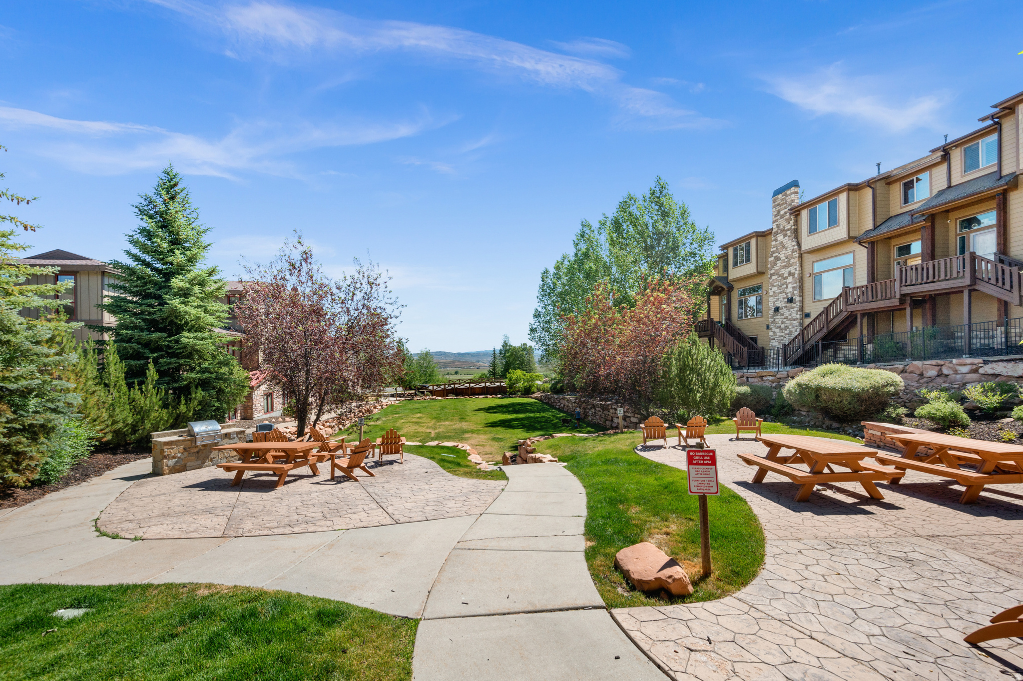BEAR HOLLOW RIDGE - Residential