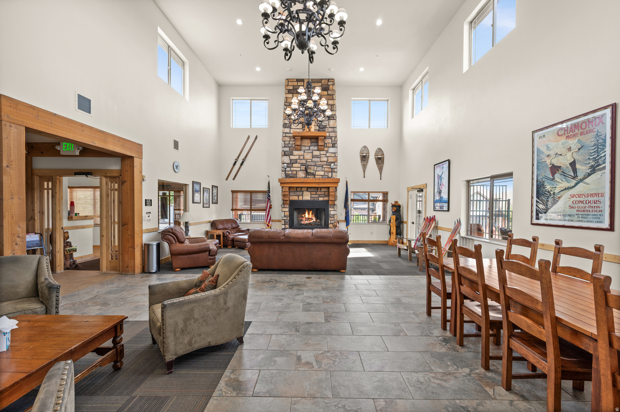 BEAR HOLLOW RIDGE - Residential