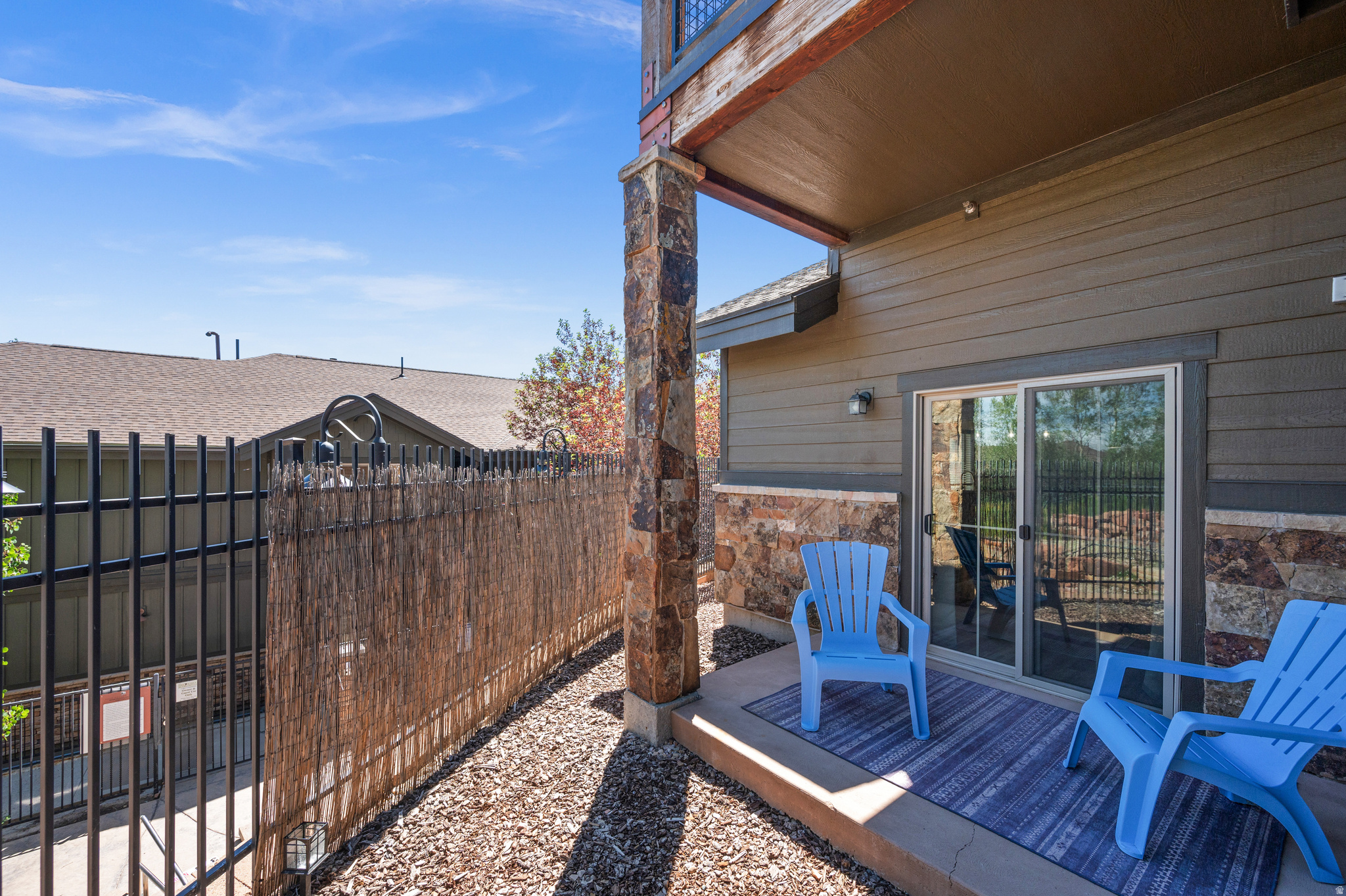BEAR HOLLOW RIDGE - Residential