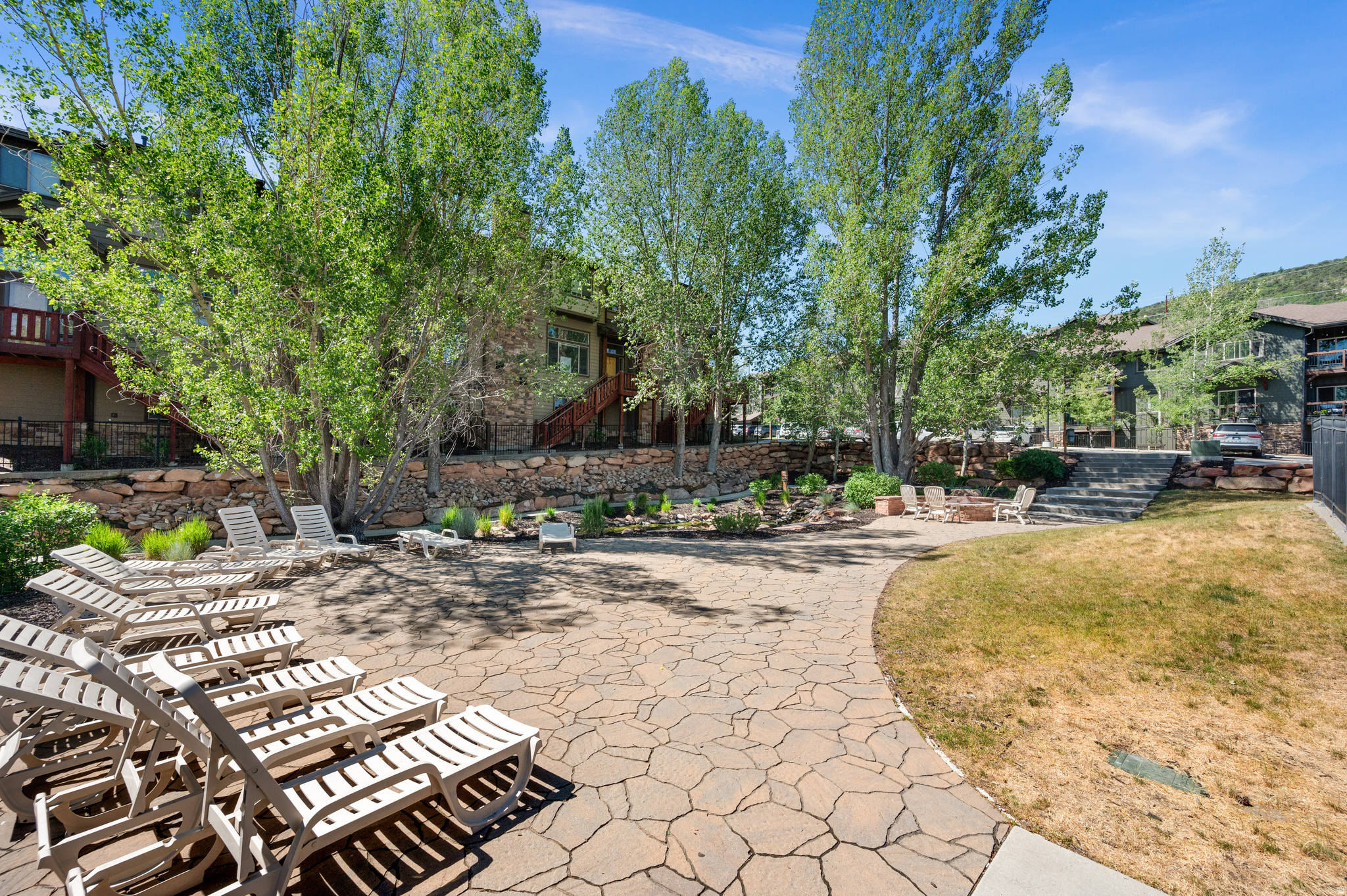 BEAR HOLLOW RIDGE - Residential