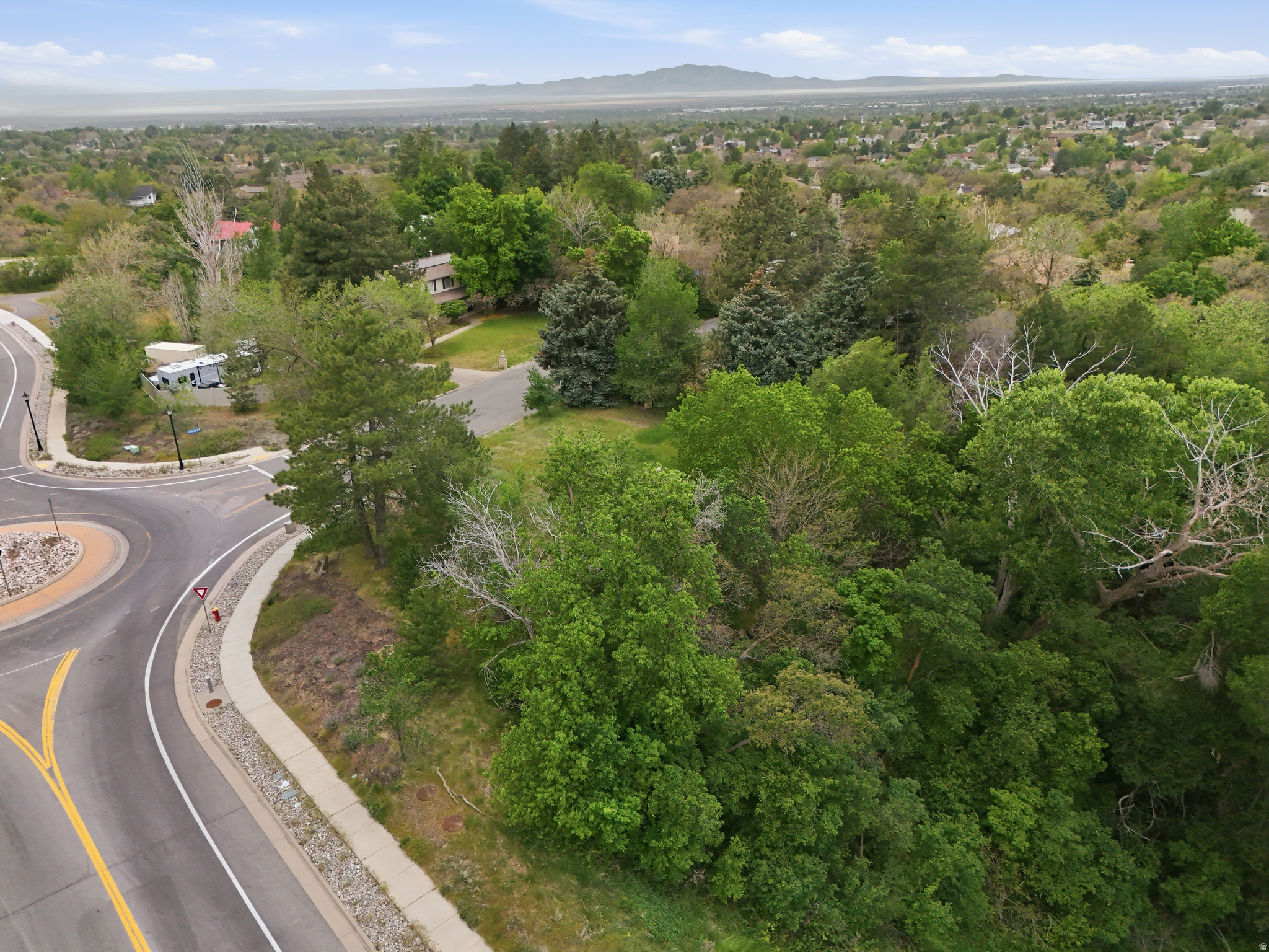 KAYS CREEK - Land