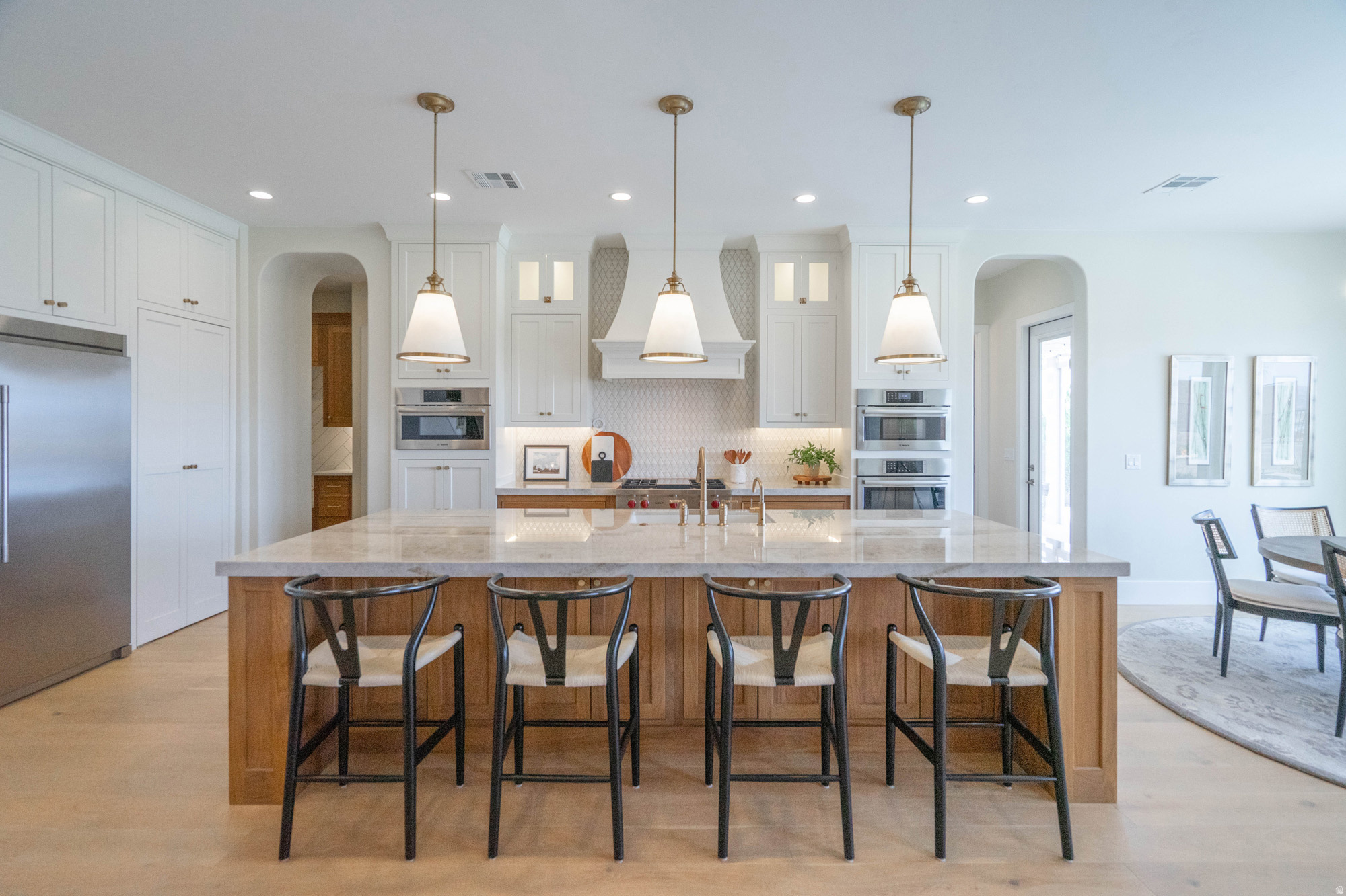 TEAKWOOD - Residential
