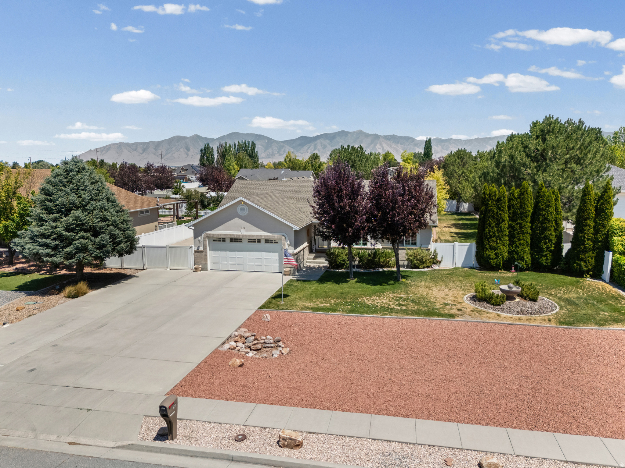 ANDERSON RANCH - Residential
