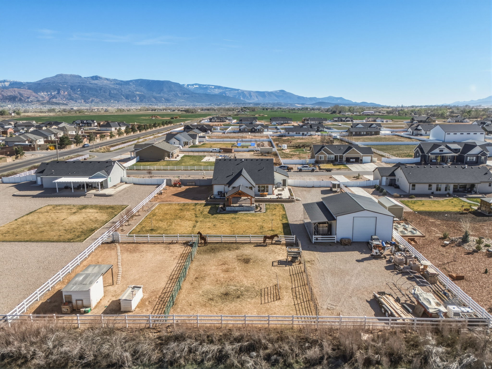 ESTATES AT SUNRISE RANCH - Residential