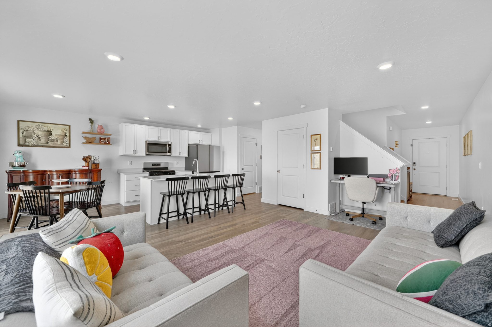 RIDGE - Residential
