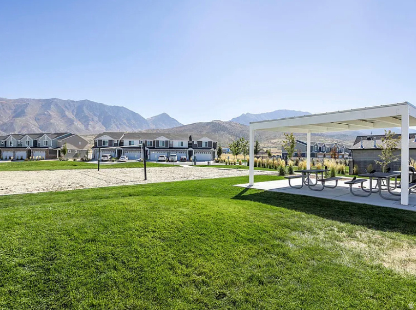 RIDGE - Residential