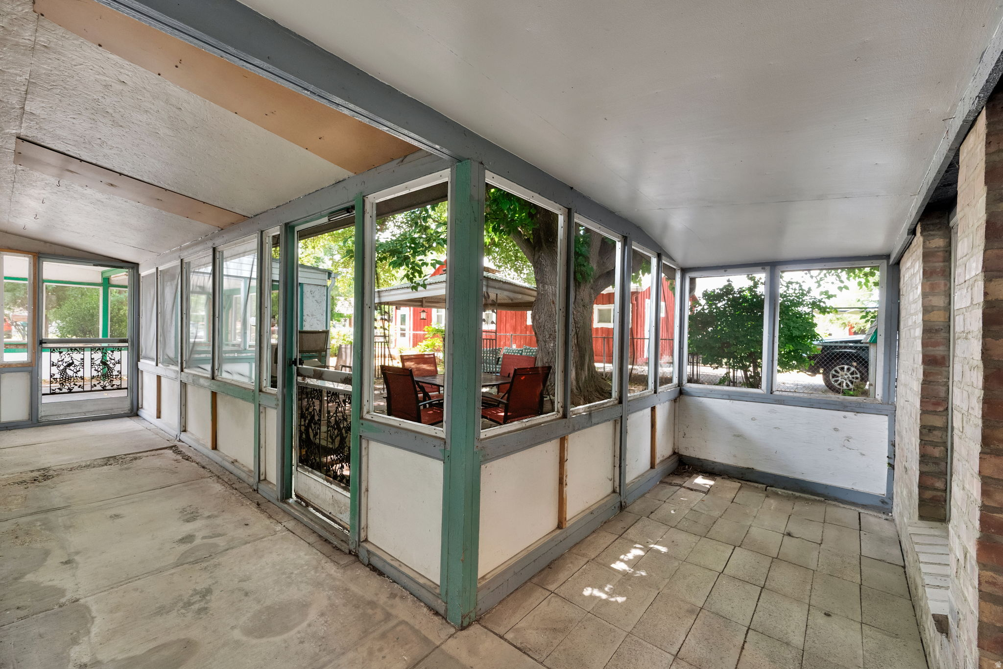 CHESTERFIELD SUB. - Residential