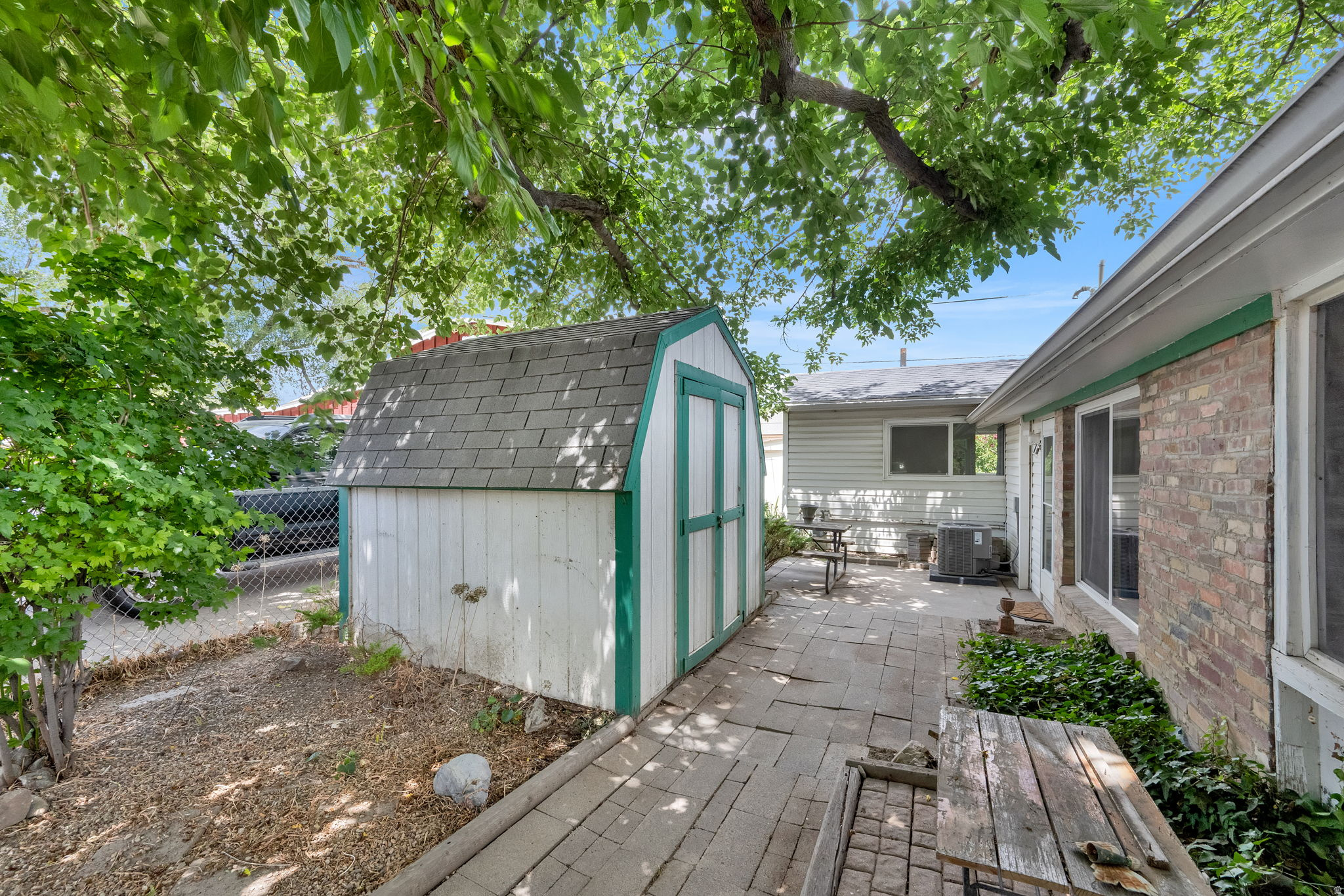 CHESTERFIELD SUB. - Residential