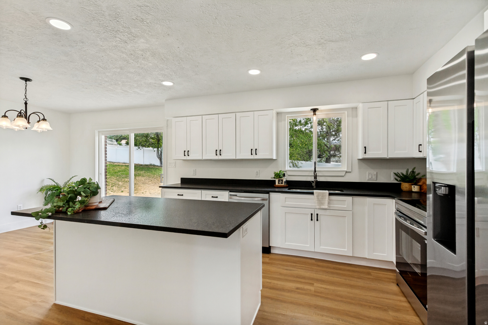 SALEM HILLS - Residential