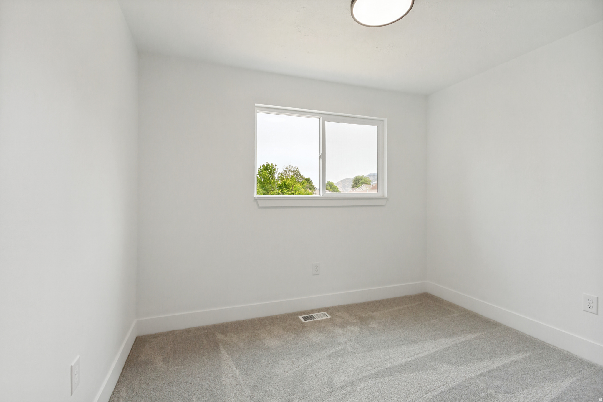 SALEM HILLS - Residential