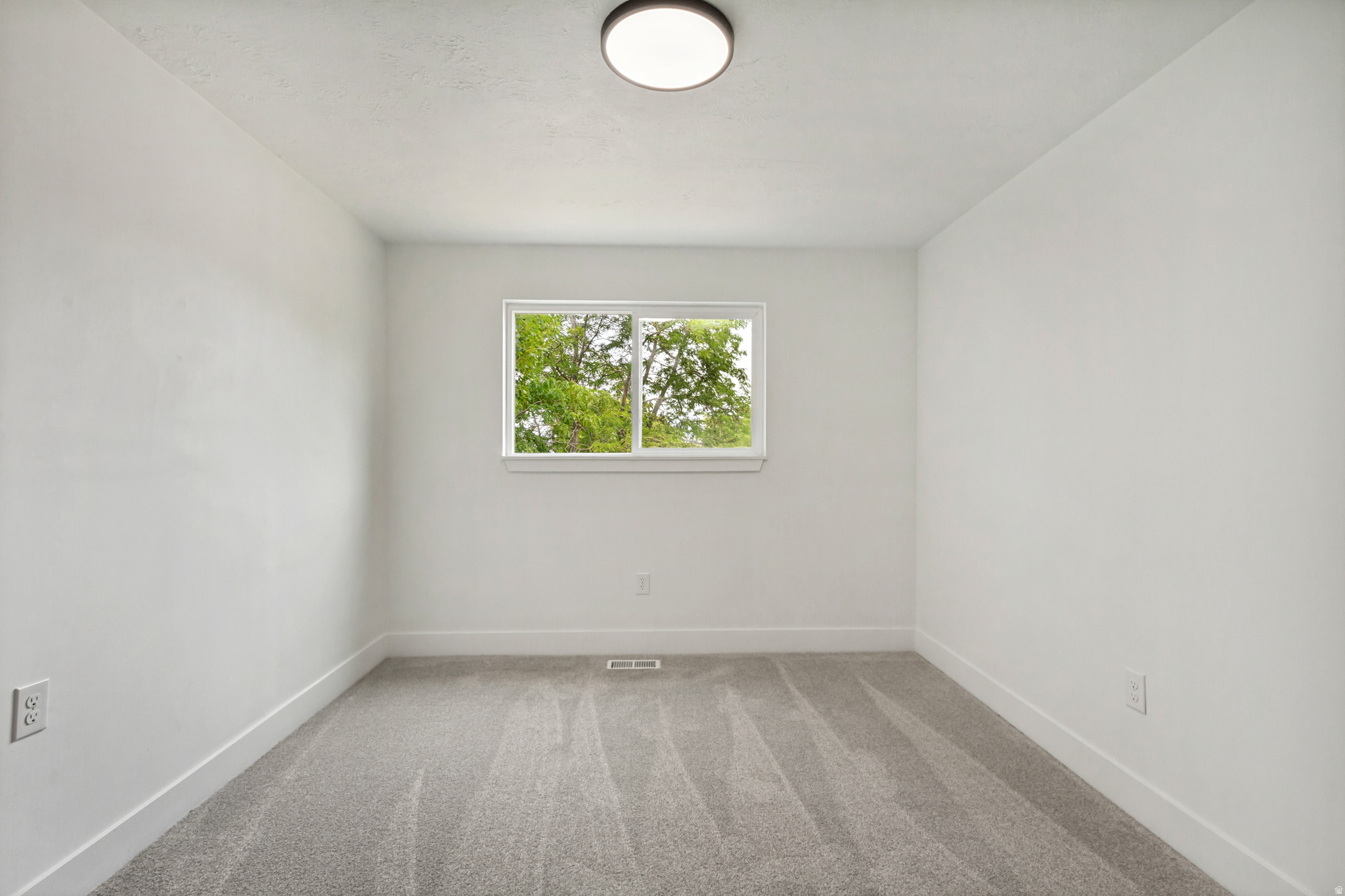 SALEM HILLS - Residential