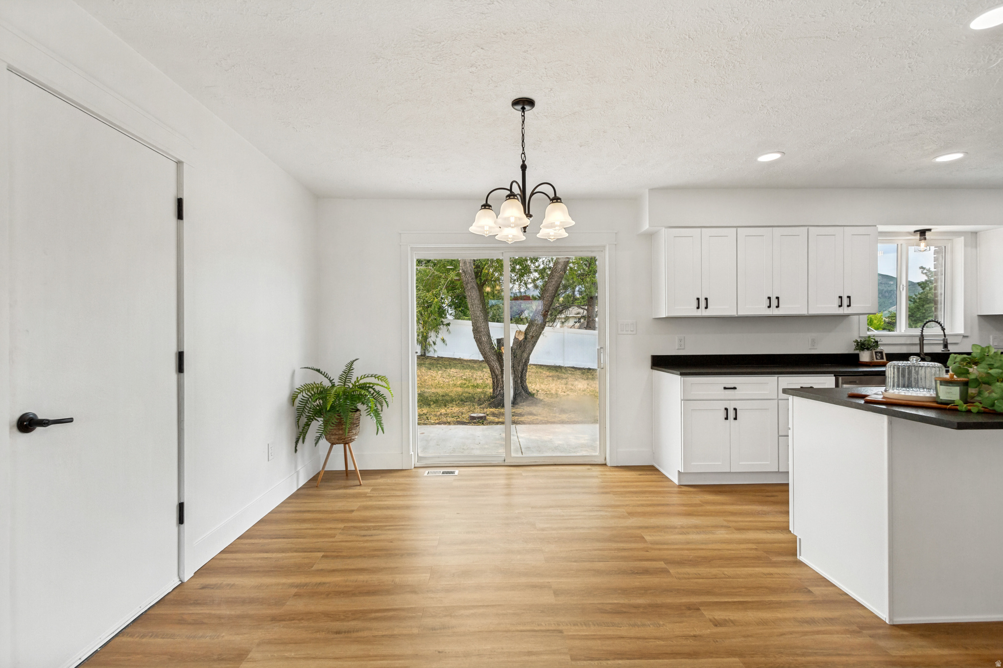 SALEM HILLS - Residential