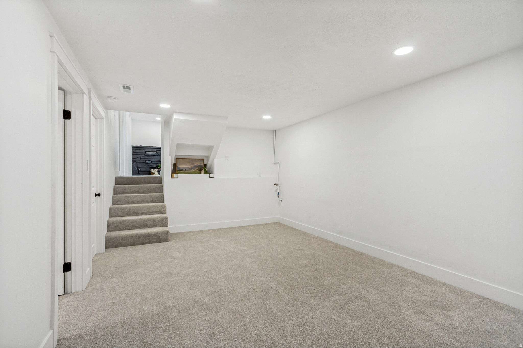 SALEM HILLS - Residential