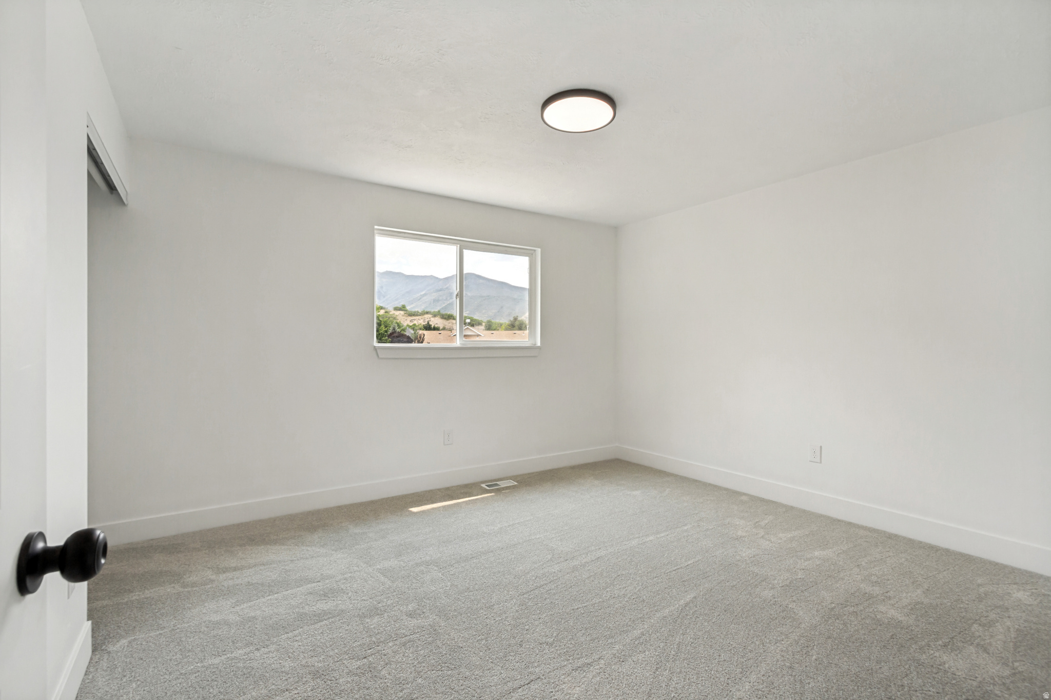 SALEM HILLS - Residential