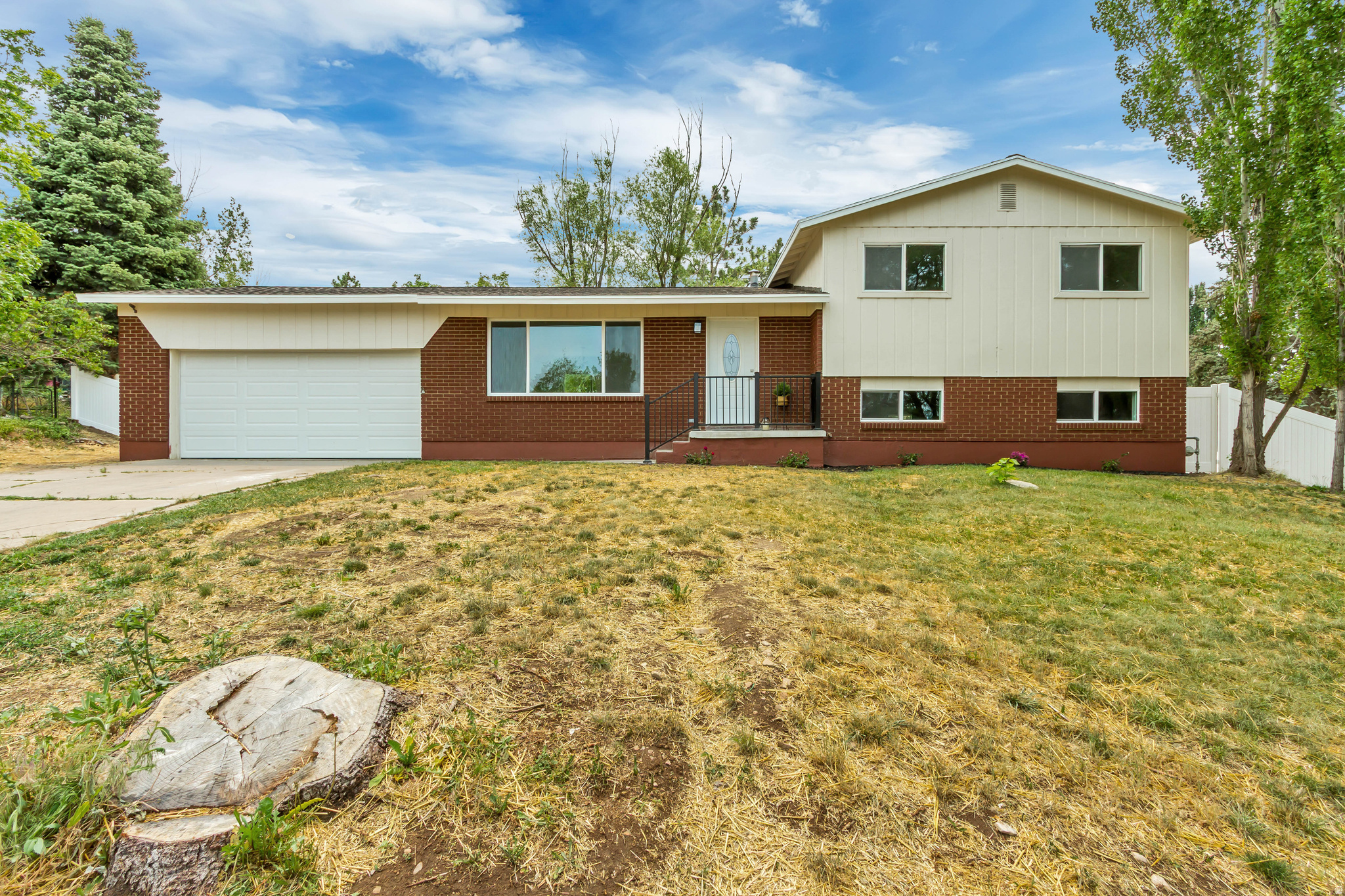 SALEM HILLS - Residential