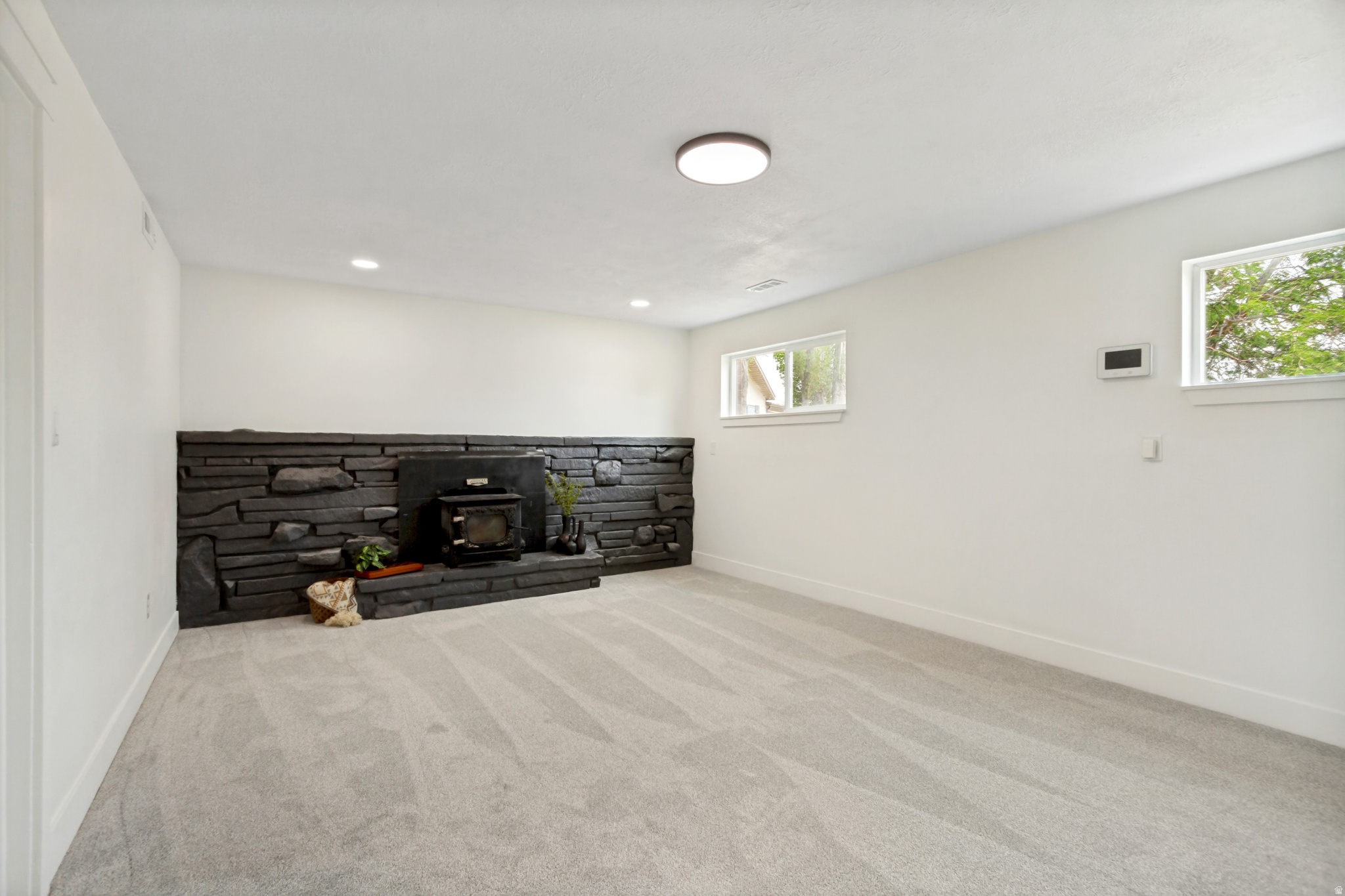SALEM HILLS - Residential